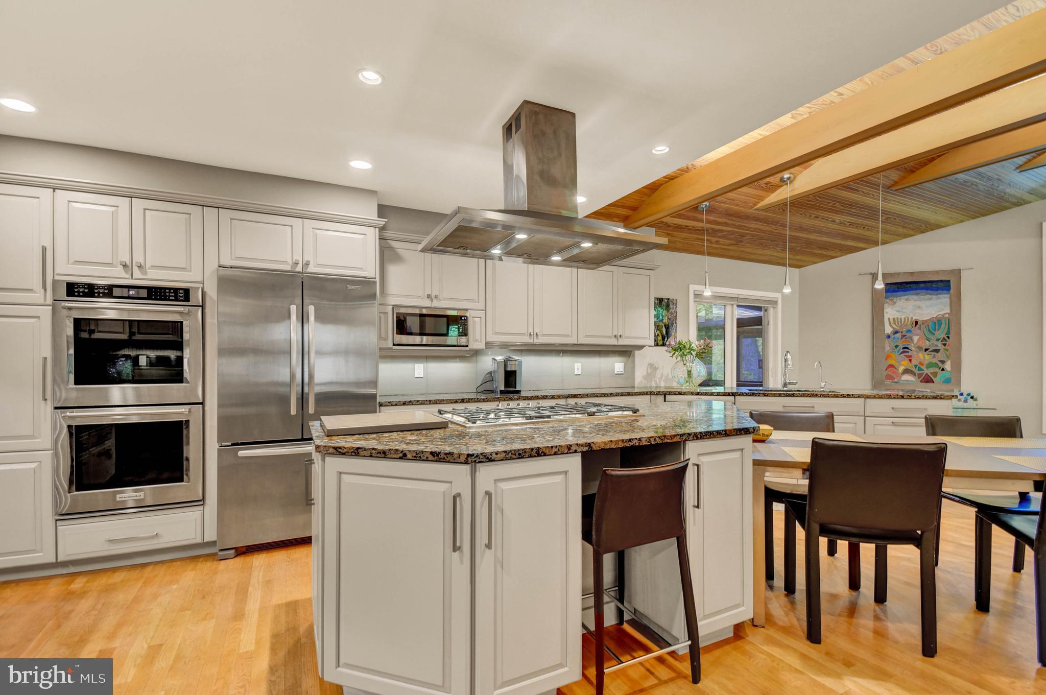 KENWOOD PARK - Residential