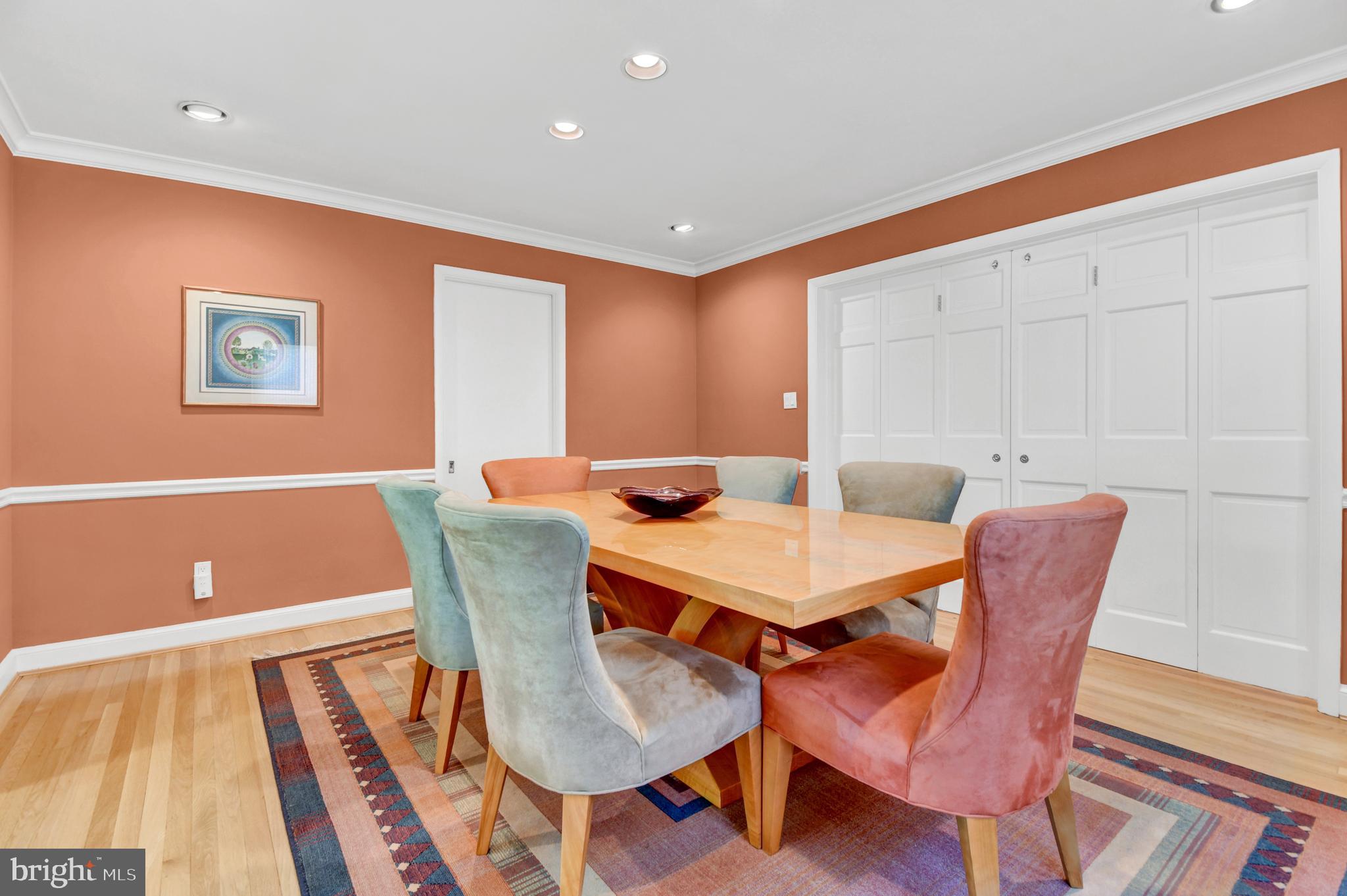 KENWOOD PARK - Residential