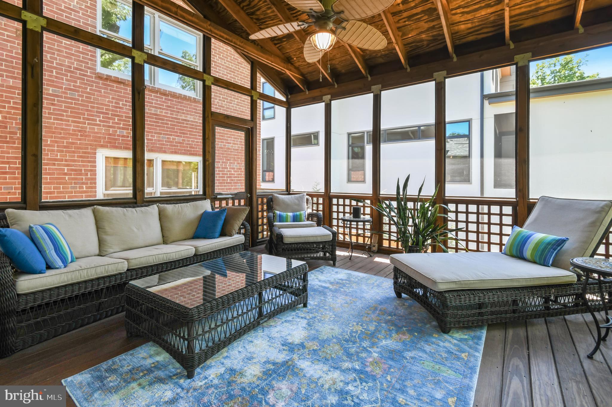 KENWOOD PARK - Residential