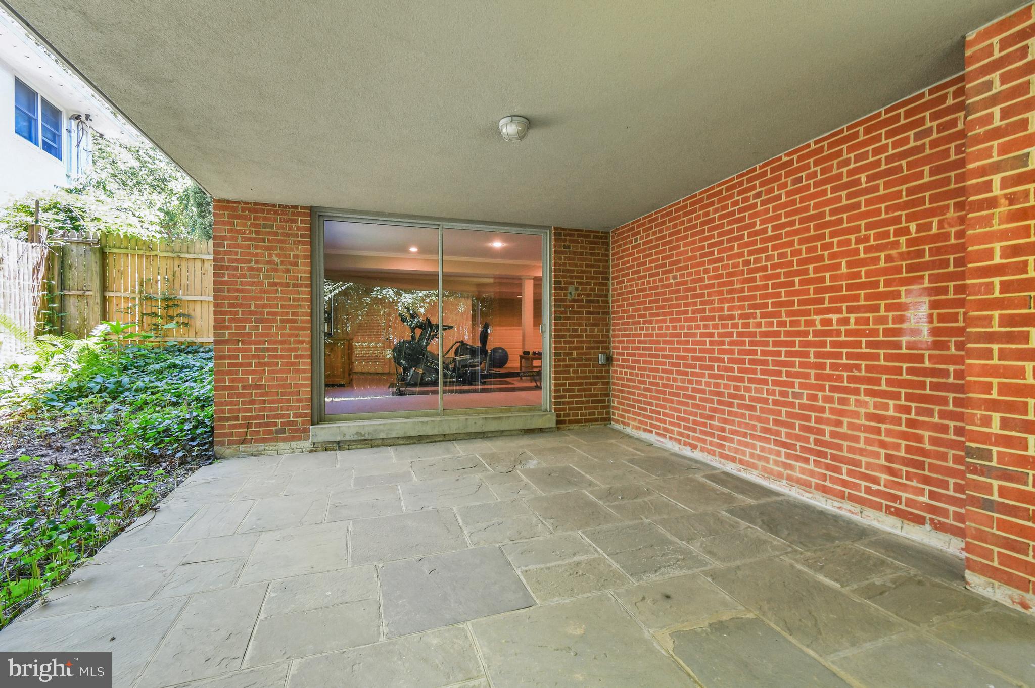 KENWOOD PARK - Residential