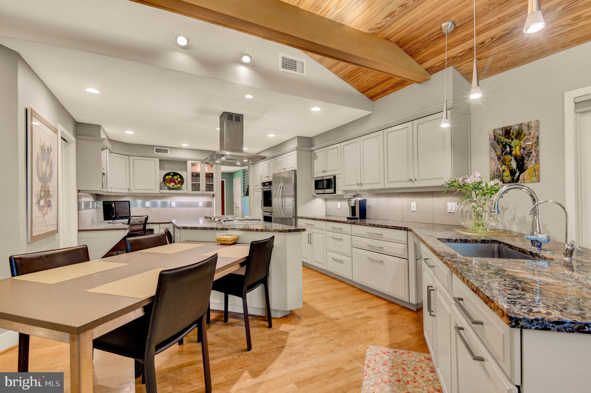 KENWOOD PARK - Residential