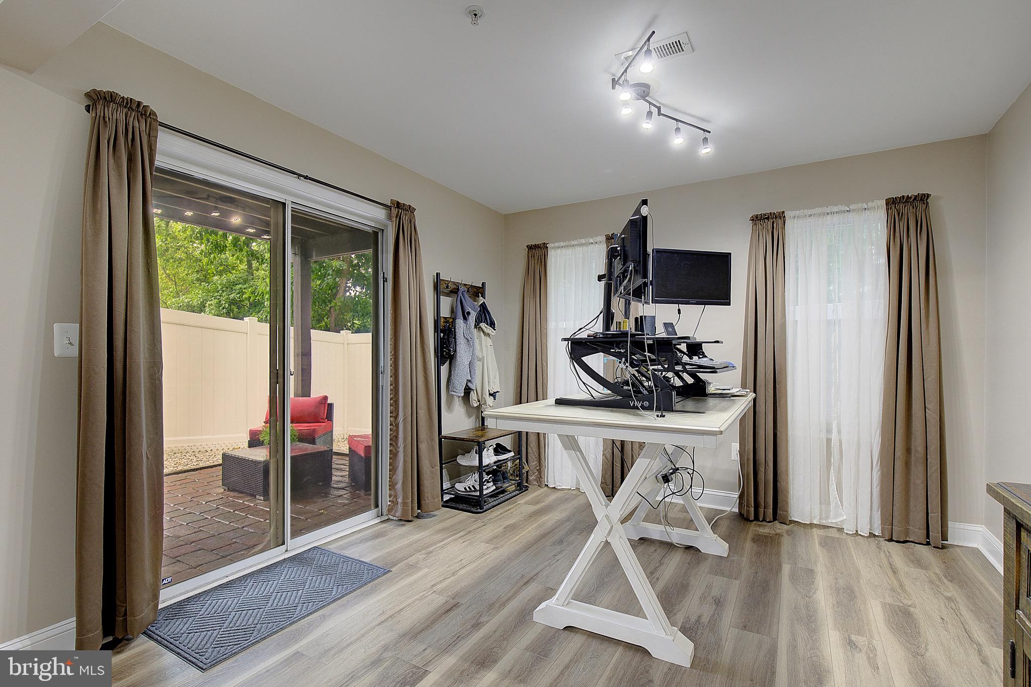 BAYVIEW HILLS - Residential