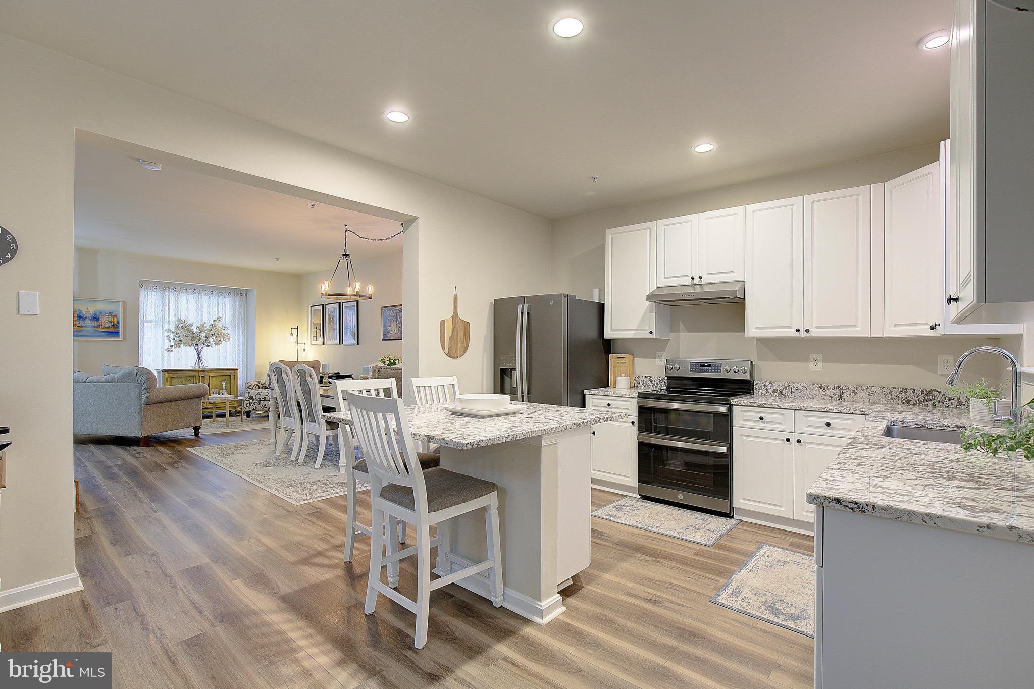 BAYVIEW HILLS - Residential