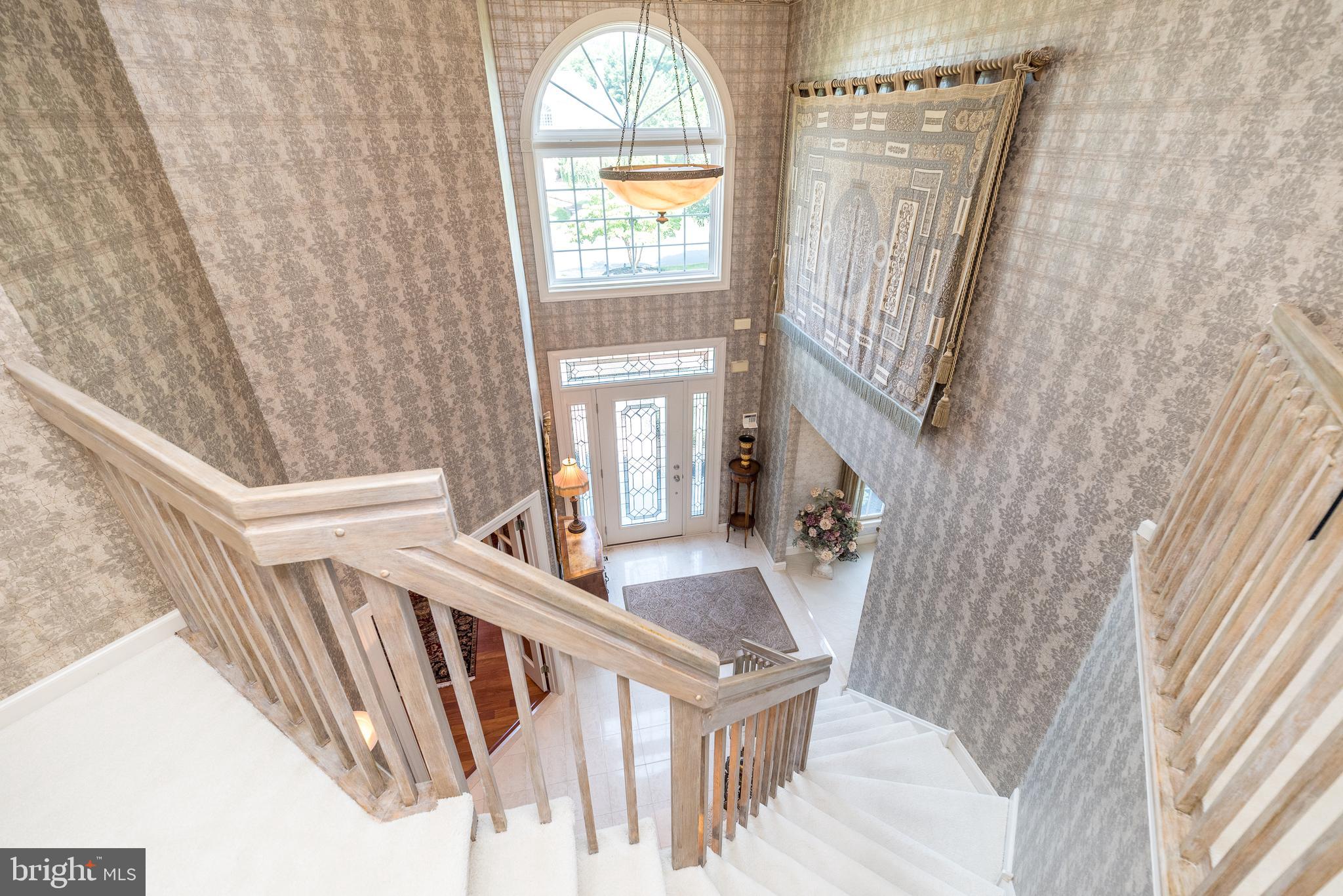 HOLLAND RIDGE - Residential
