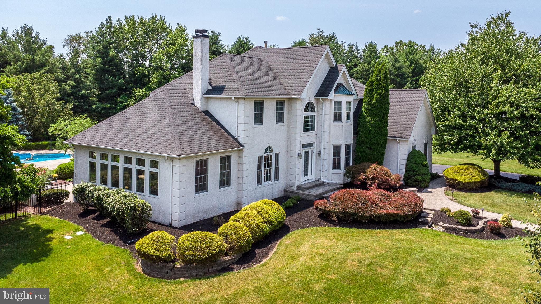 HOLLAND RIDGE - Residential