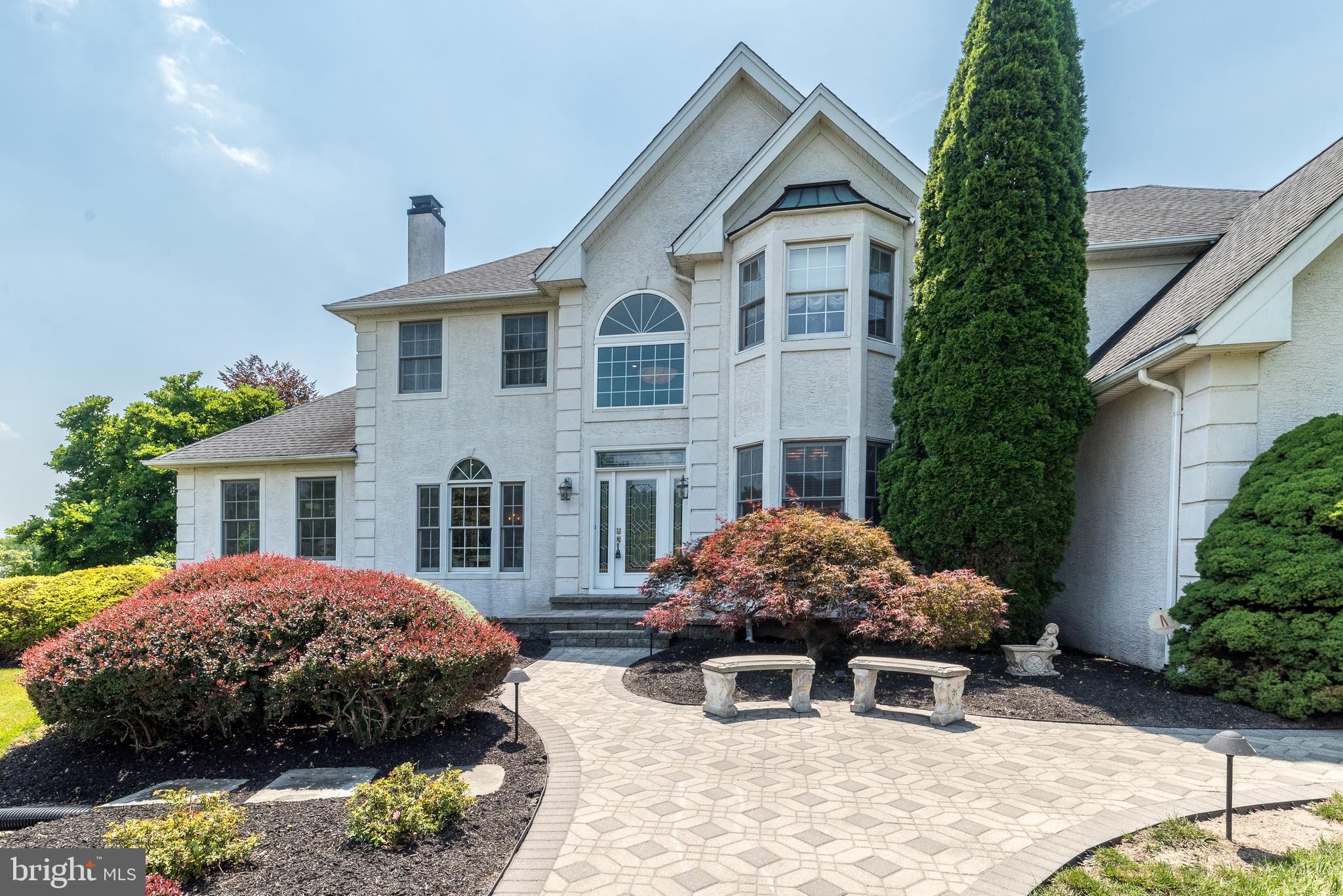 HOLLAND RIDGE - Residential