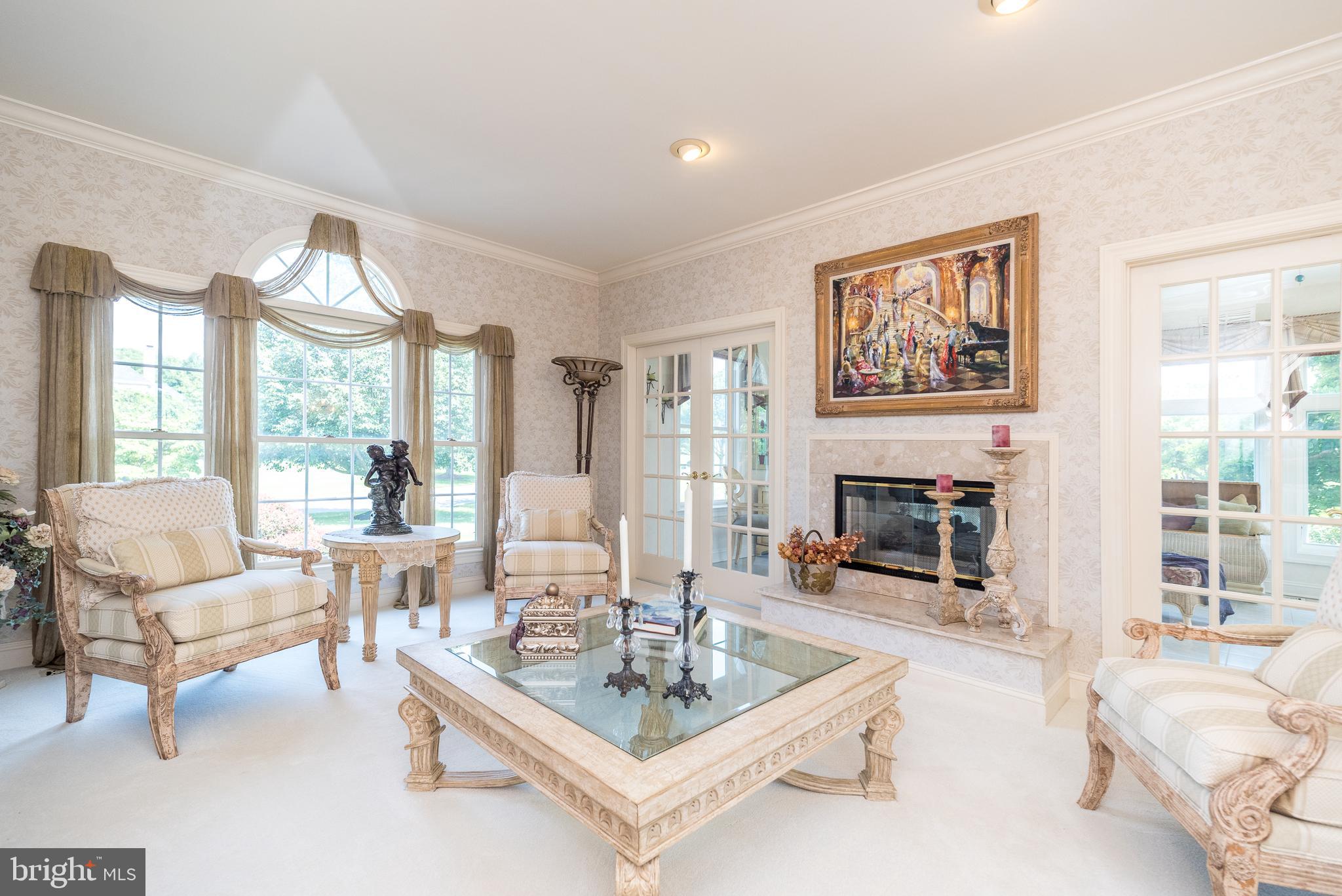 HOLLAND RIDGE - Residential