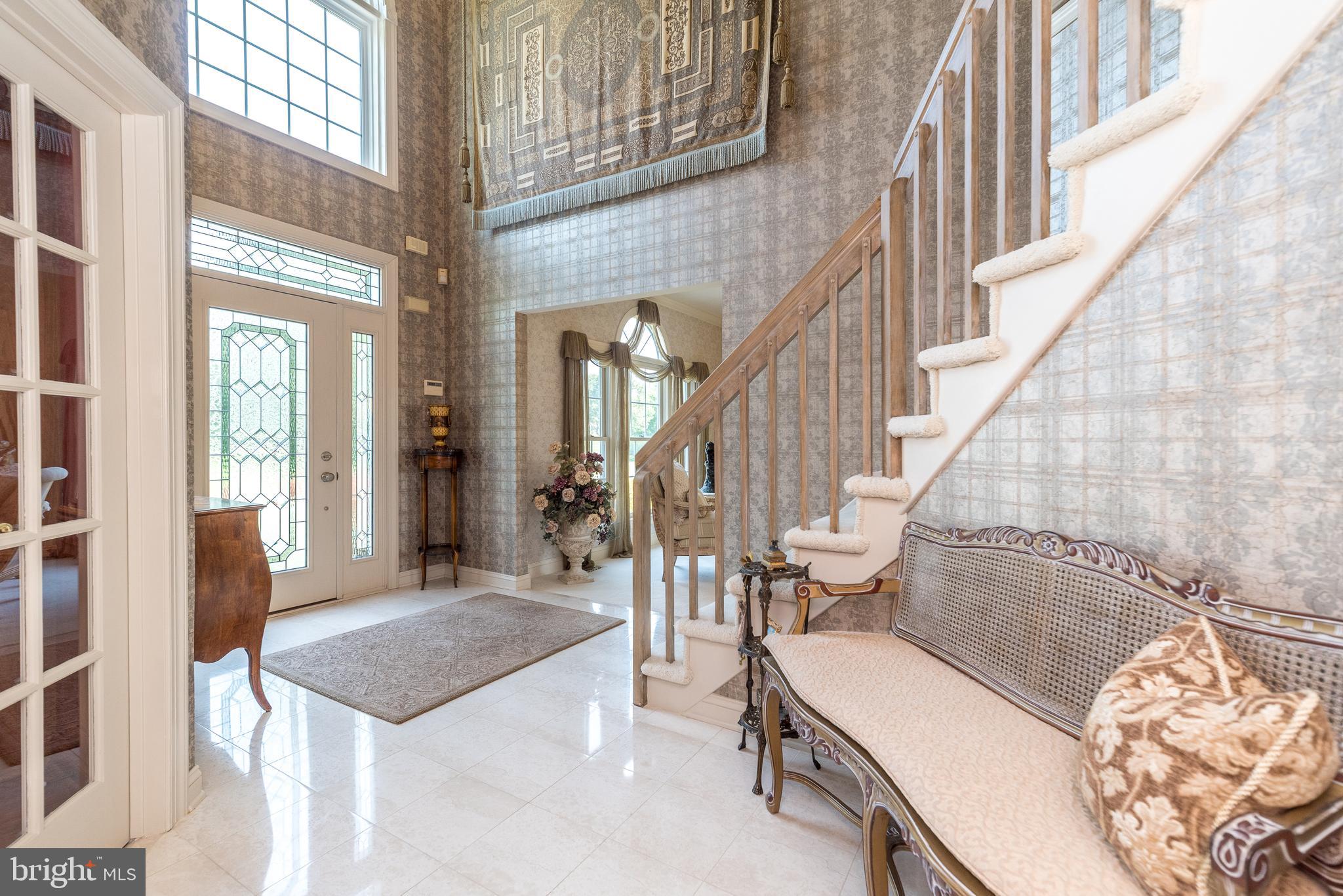 HOLLAND RIDGE - Residential