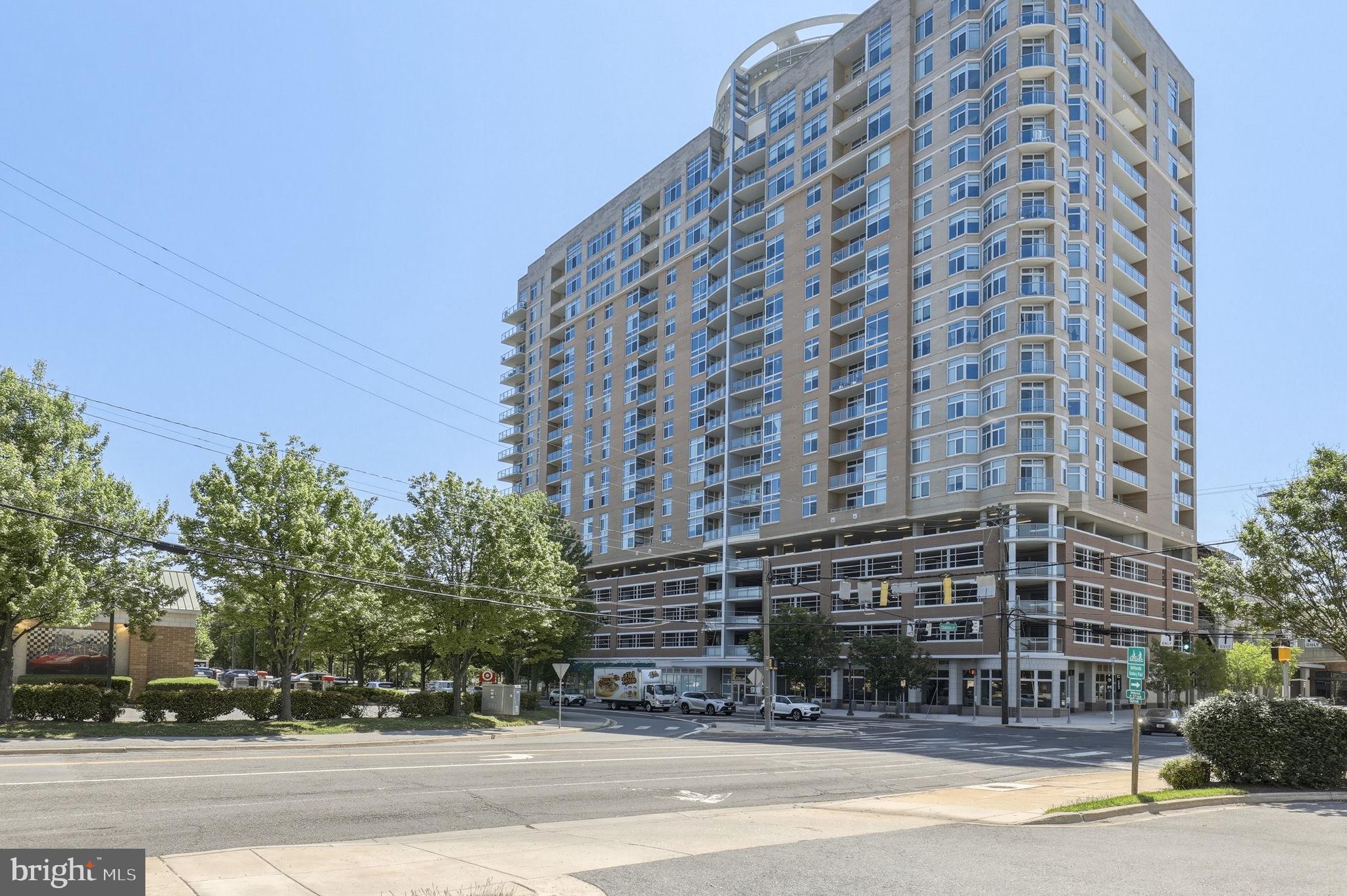 MIDTOWN BETHESDA NORTH - Residential