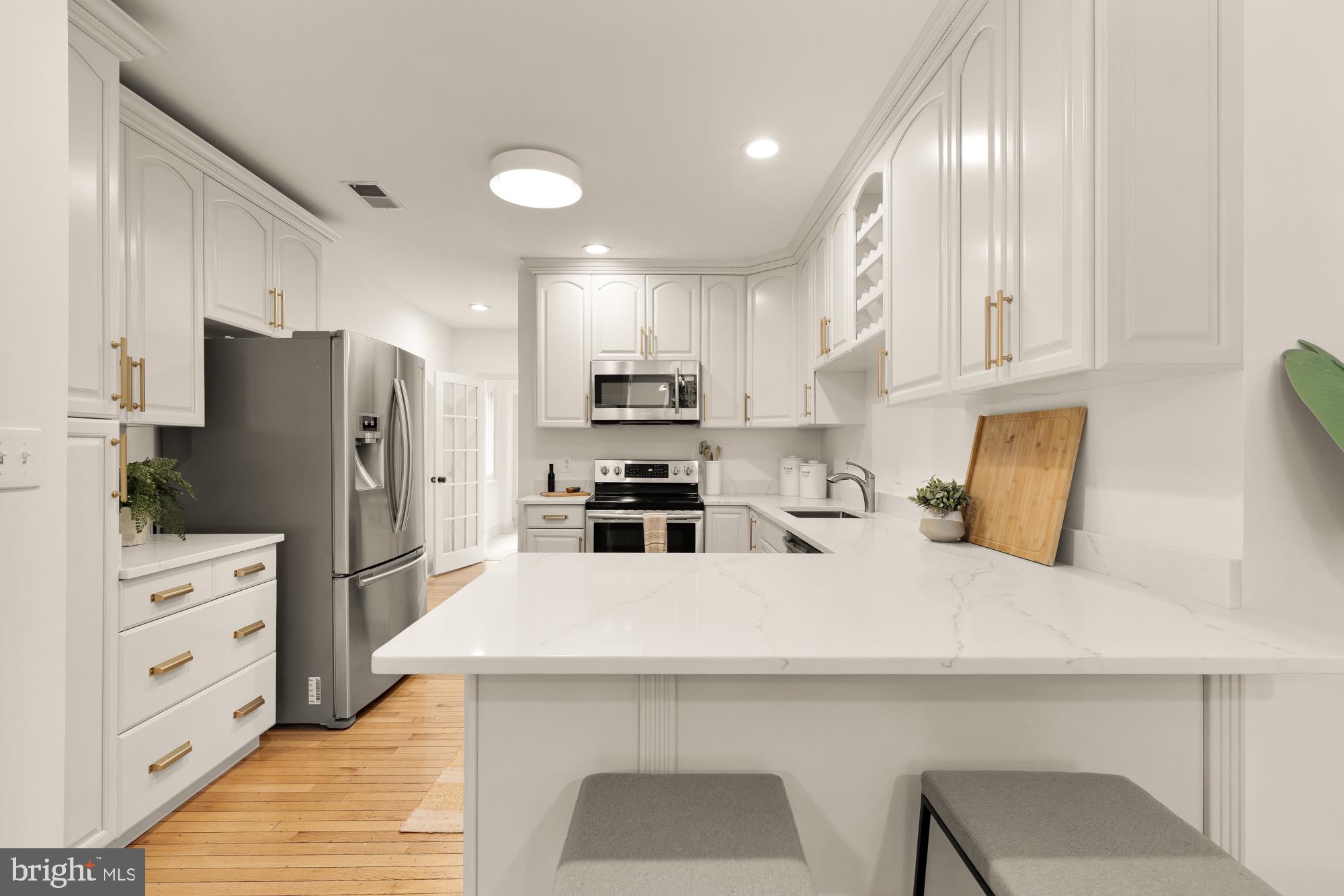 CAPITOL HILL - Residential