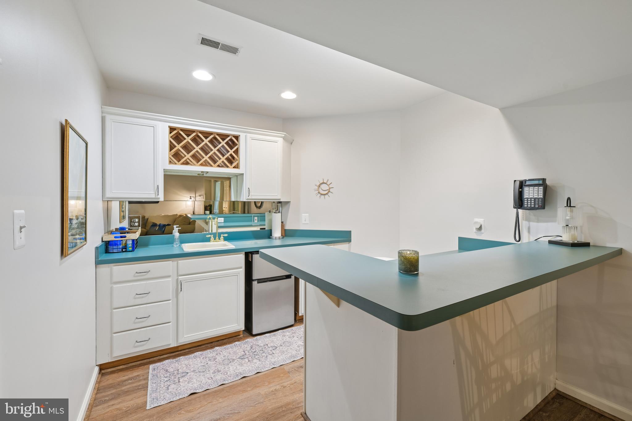 TALL OAKS - Residential