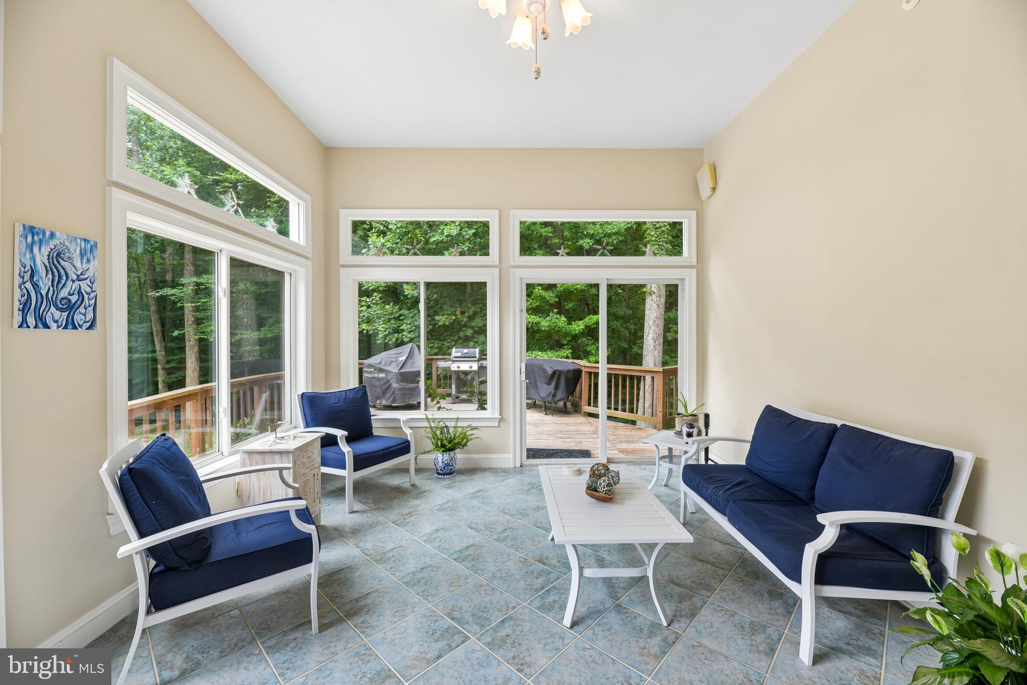 TALL OAKS - Residential