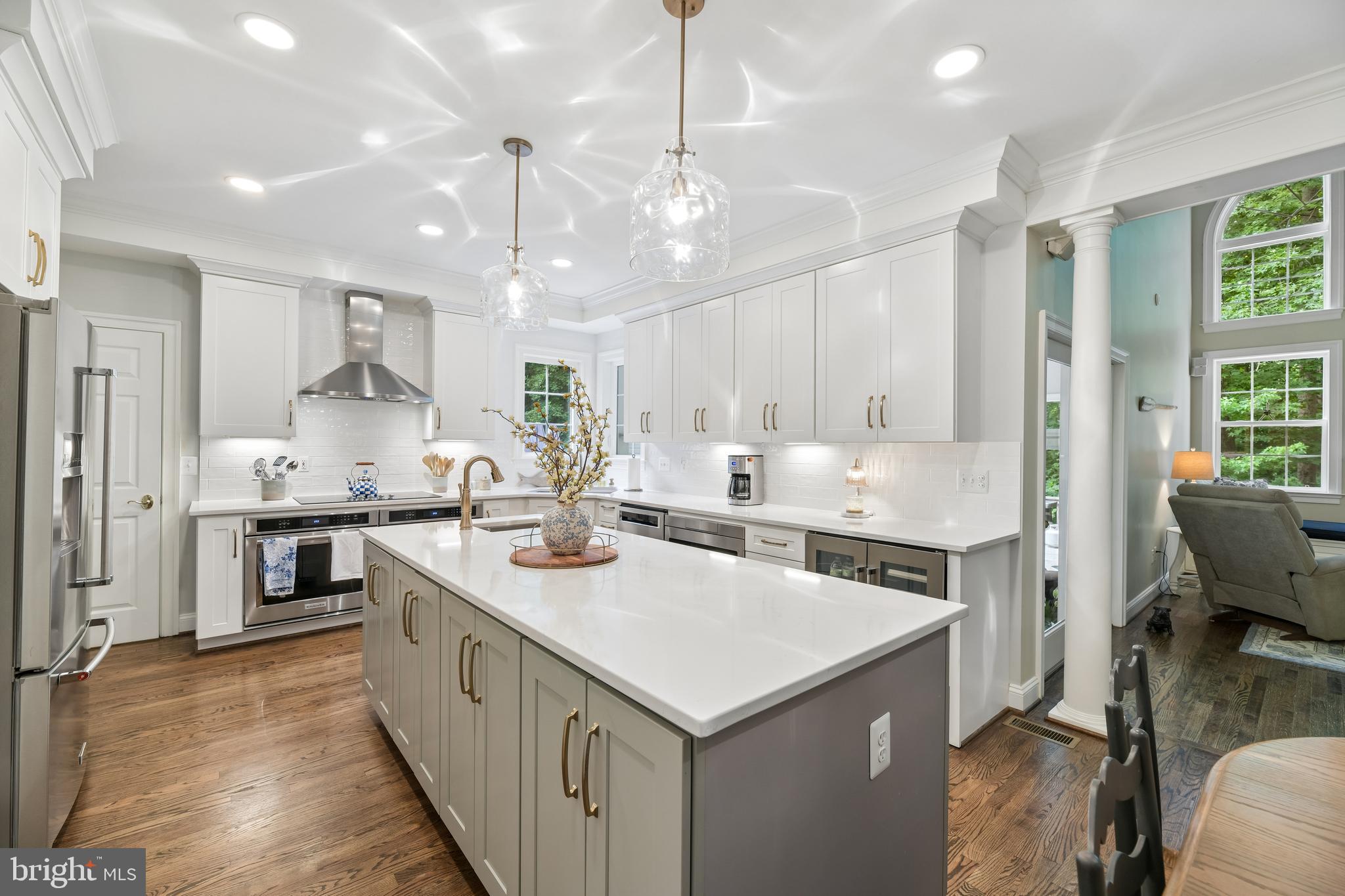 TALL OAKS - Residential