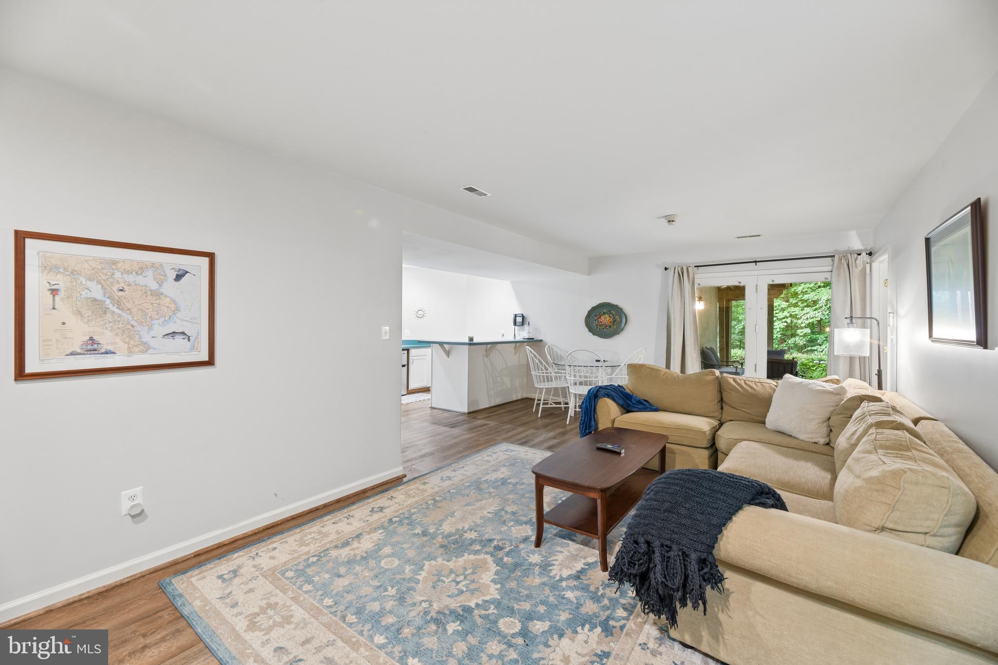TALL OAKS - Residential
