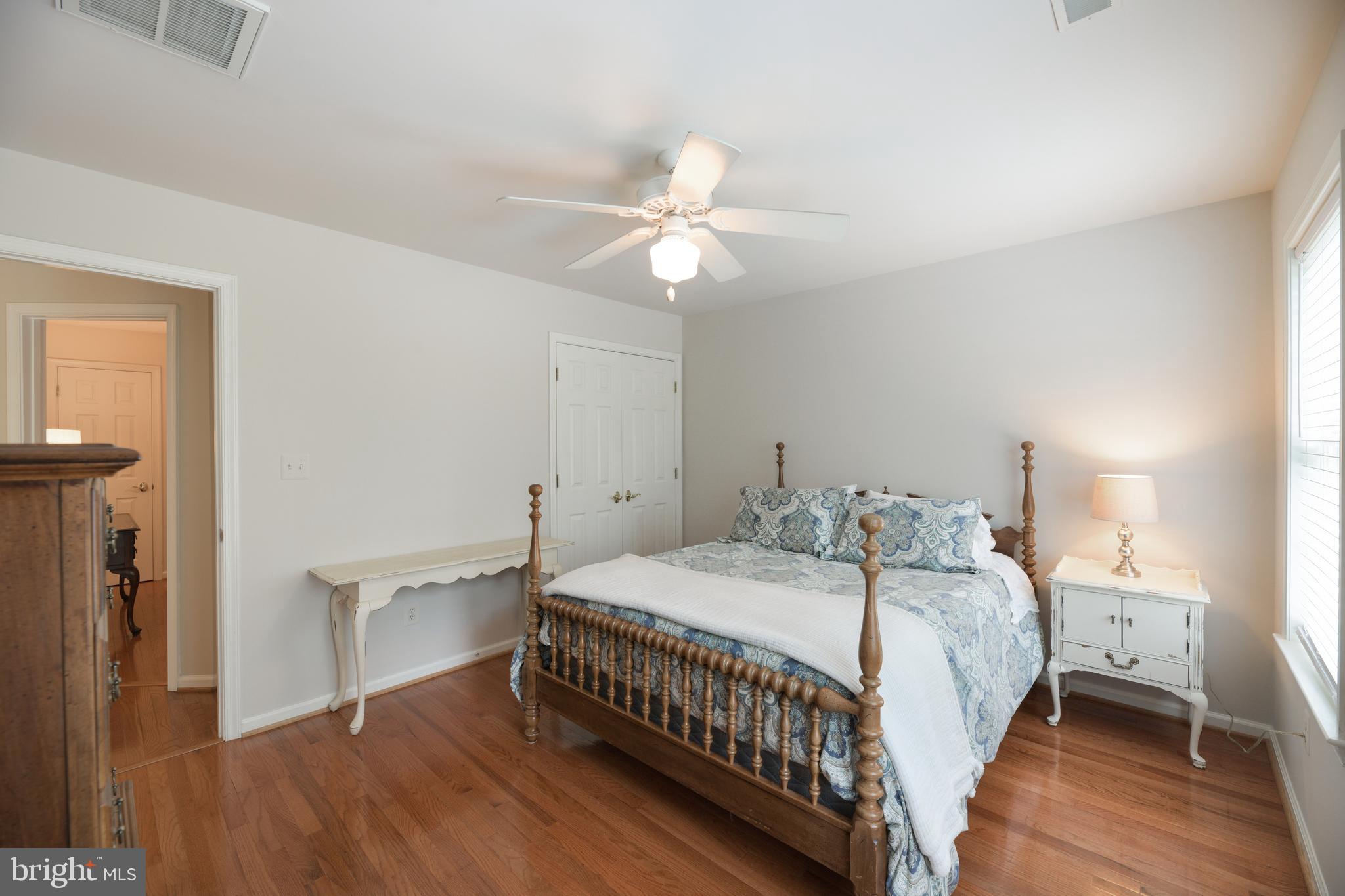 TALL OAKS - Residential