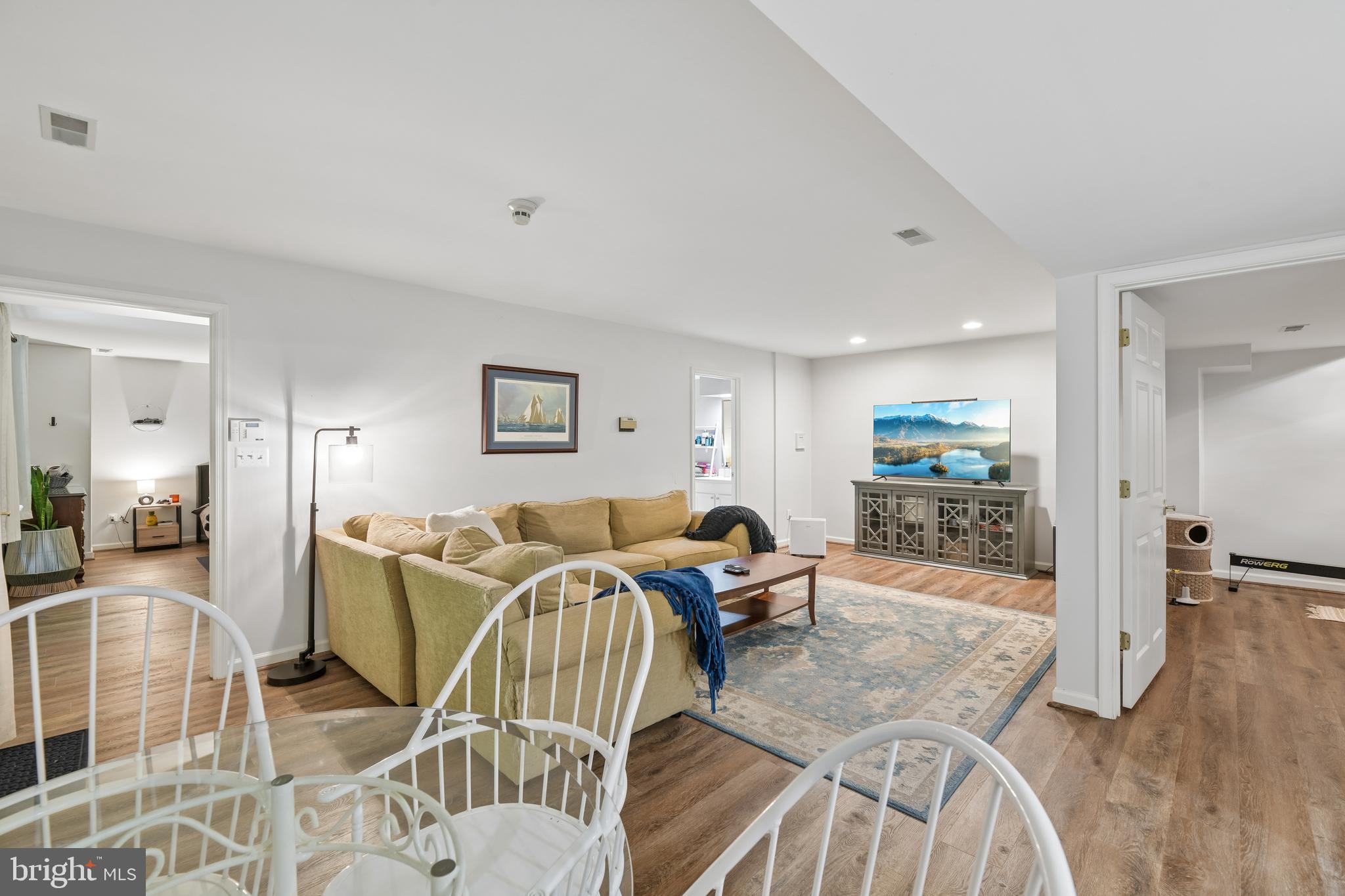 TALL OAKS - Residential