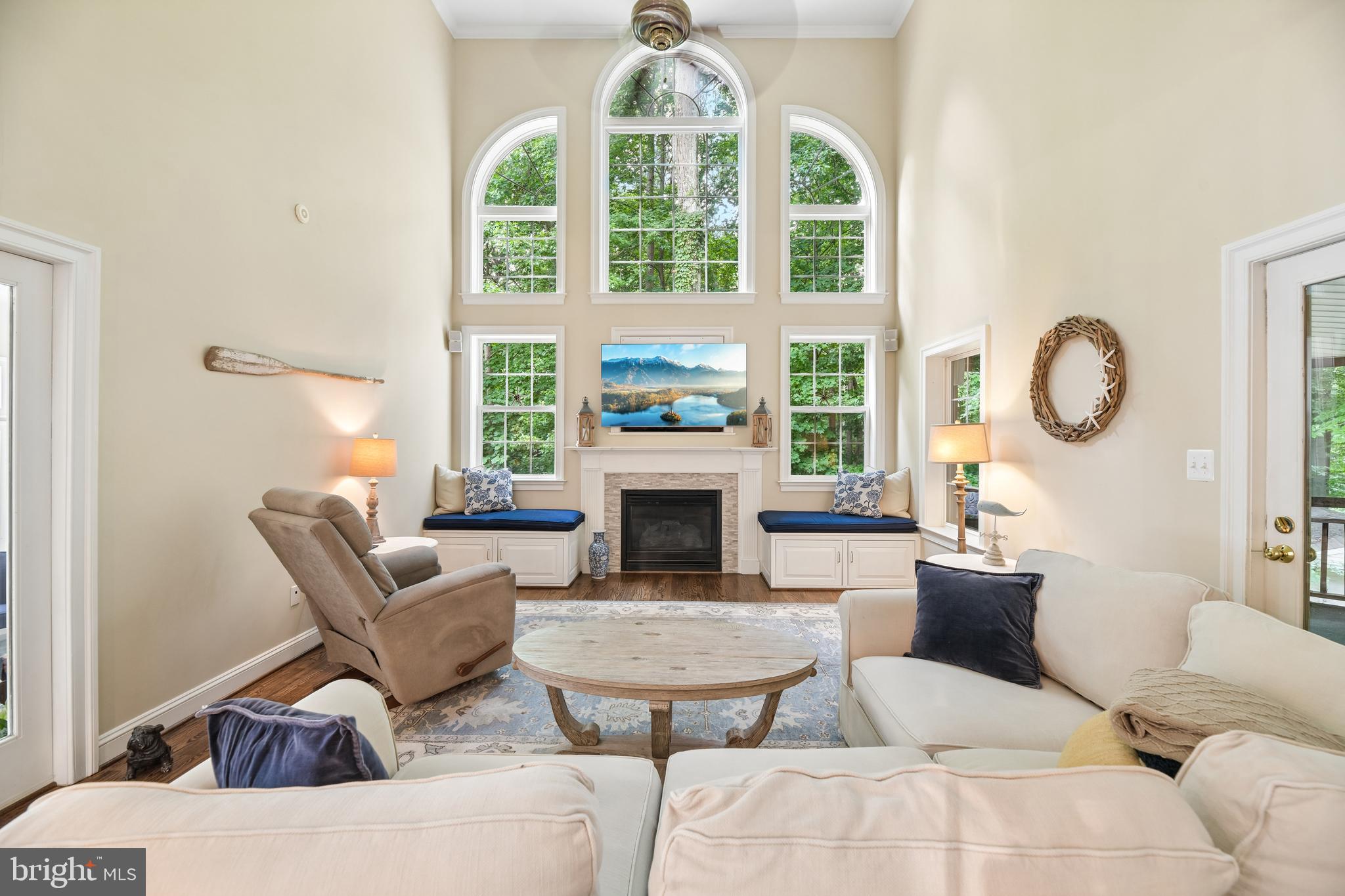 TALL OAKS - Residential