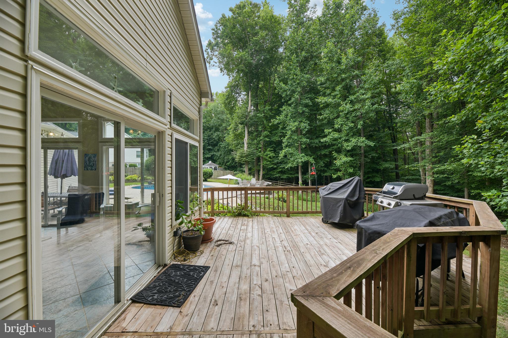 TALL OAKS - Residential