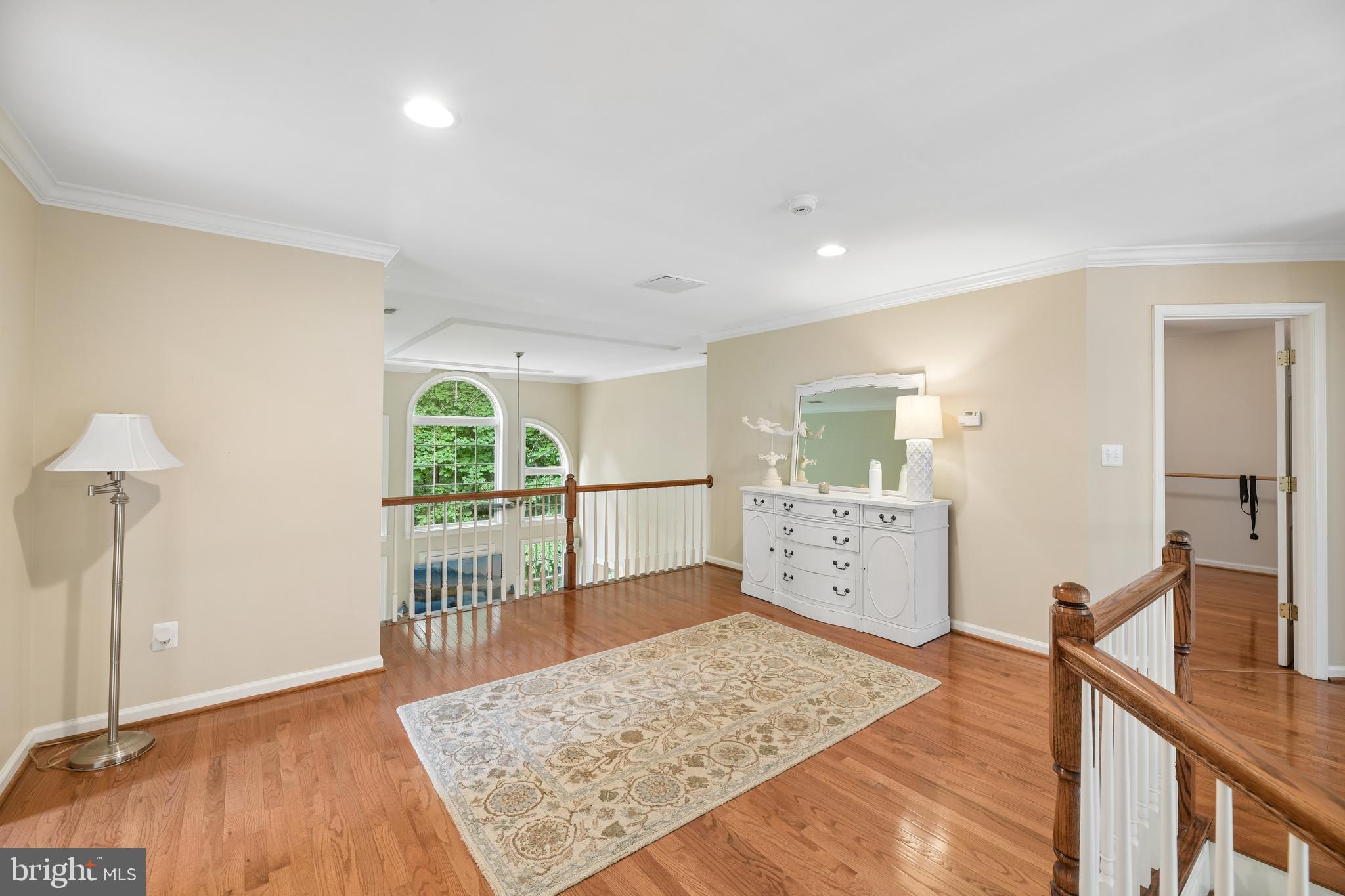 TALL OAKS - Residential