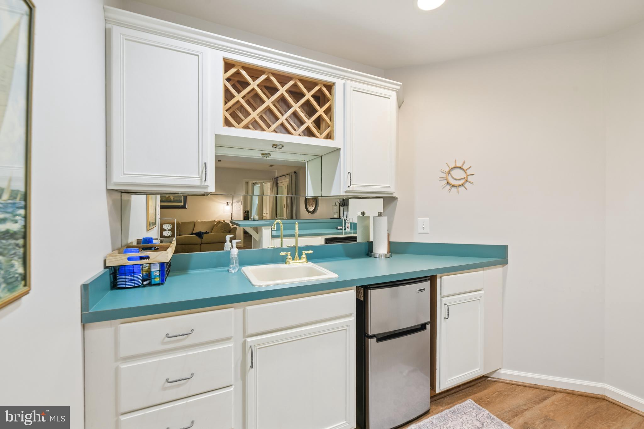 TALL OAKS - Residential