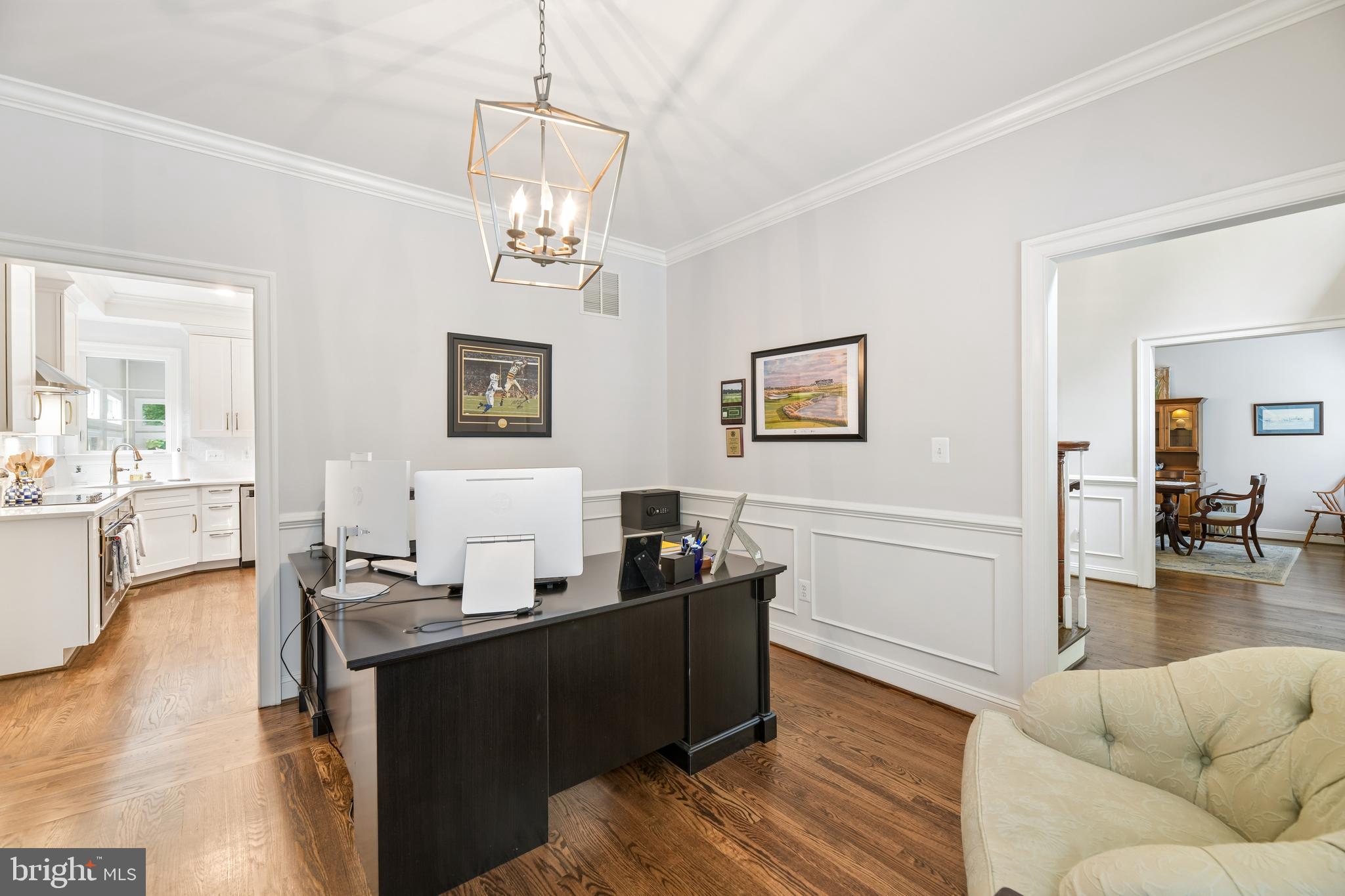 TALL OAKS - Residential