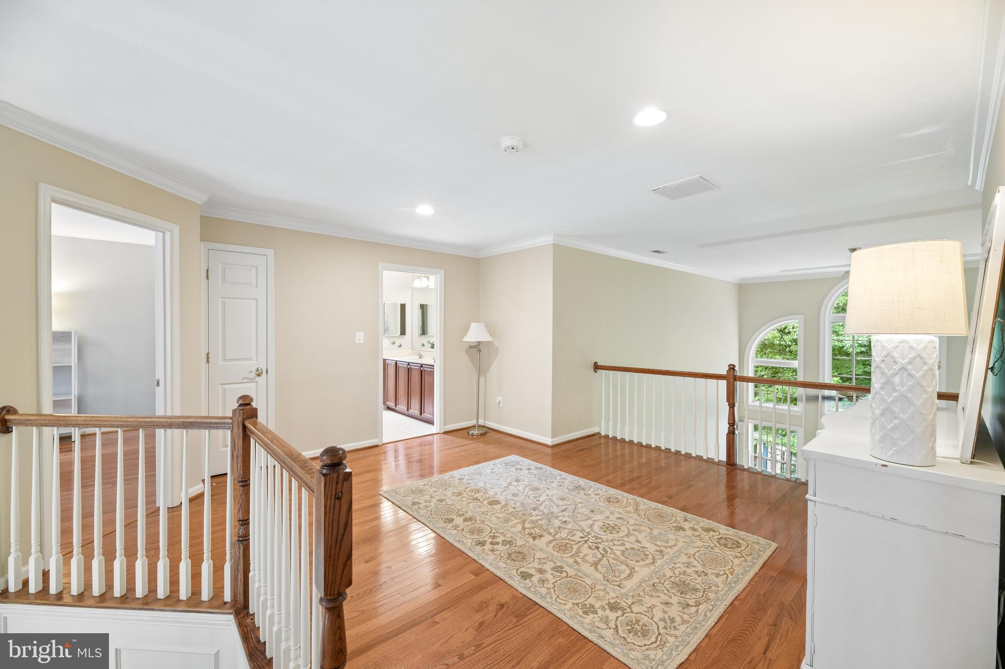 TALL OAKS - Residential