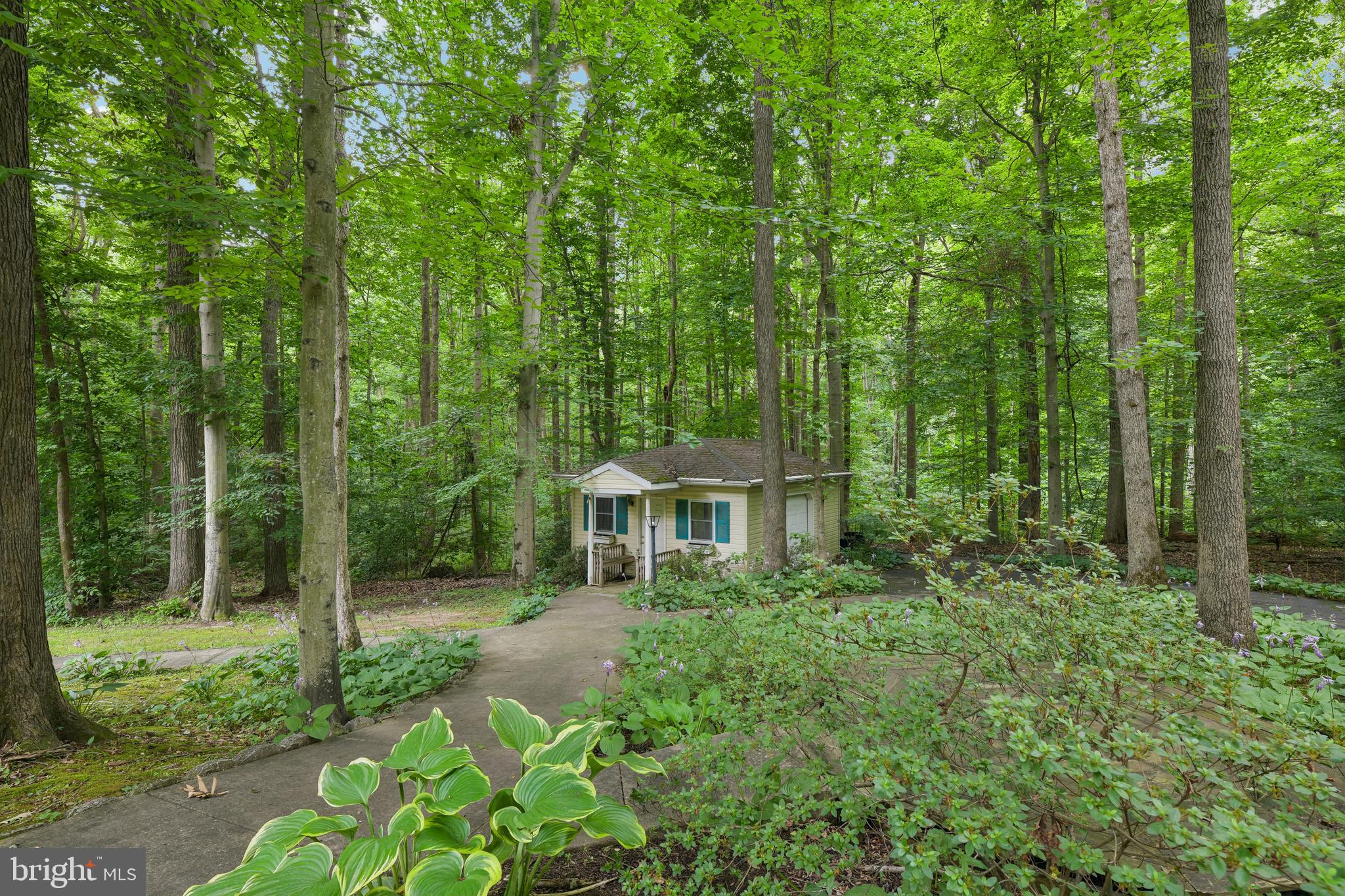 TALL OAKS - Residential