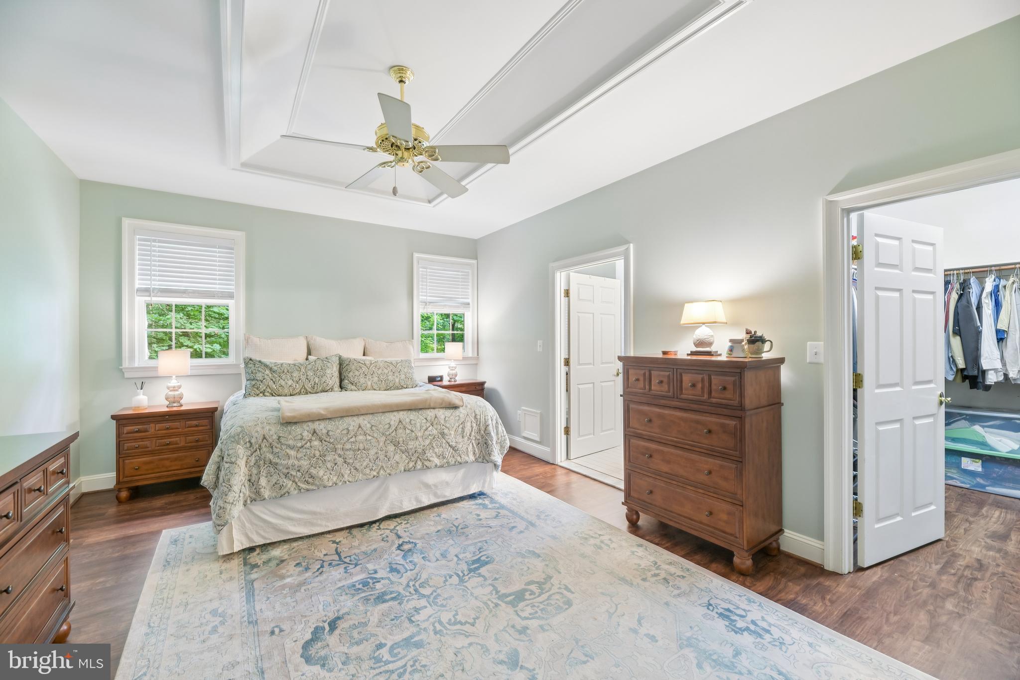 TALL OAKS - Residential
