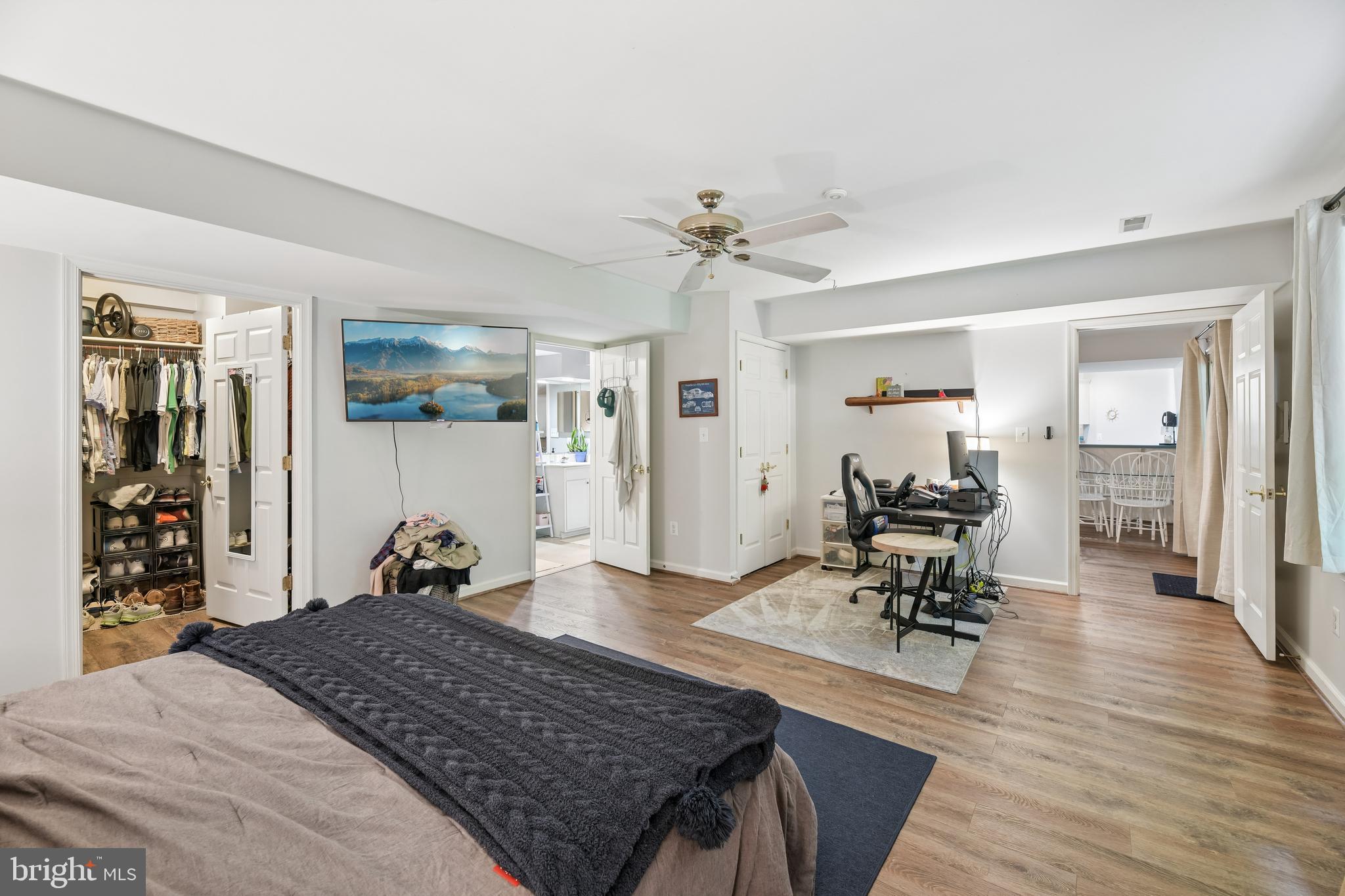 TALL OAKS - Residential