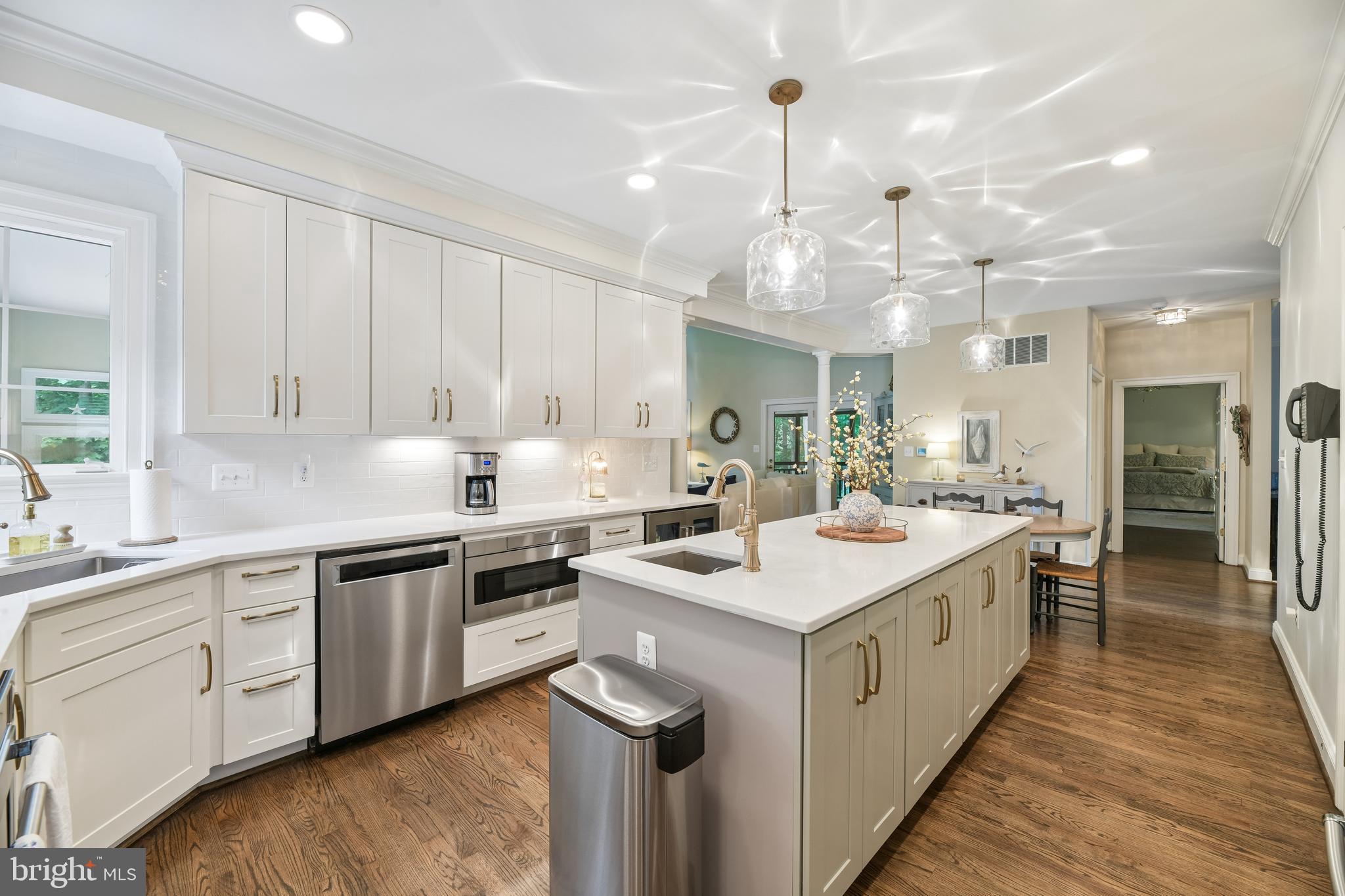 TALL OAKS - Residential
