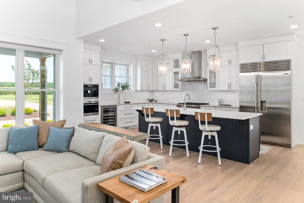 EASTON - Residential