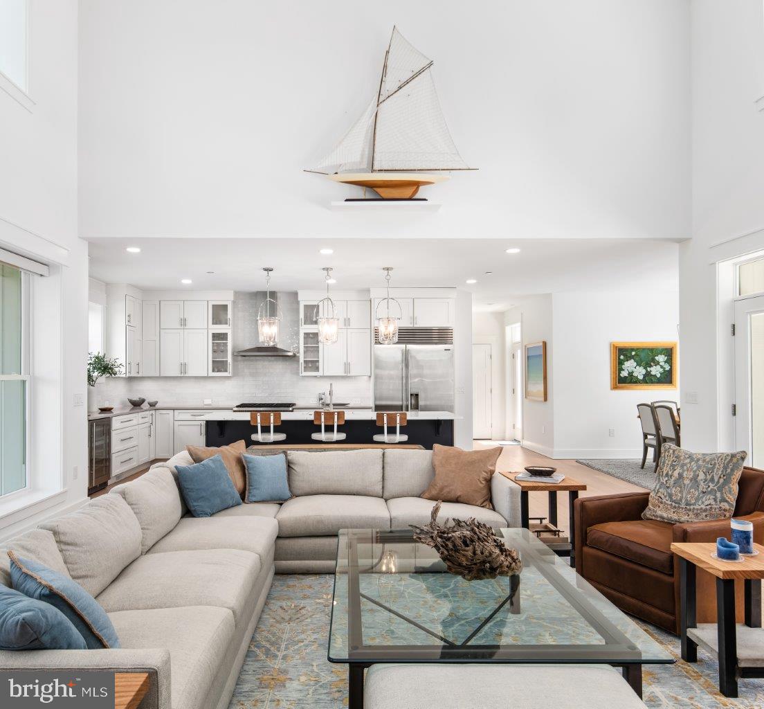EASTON - Residential