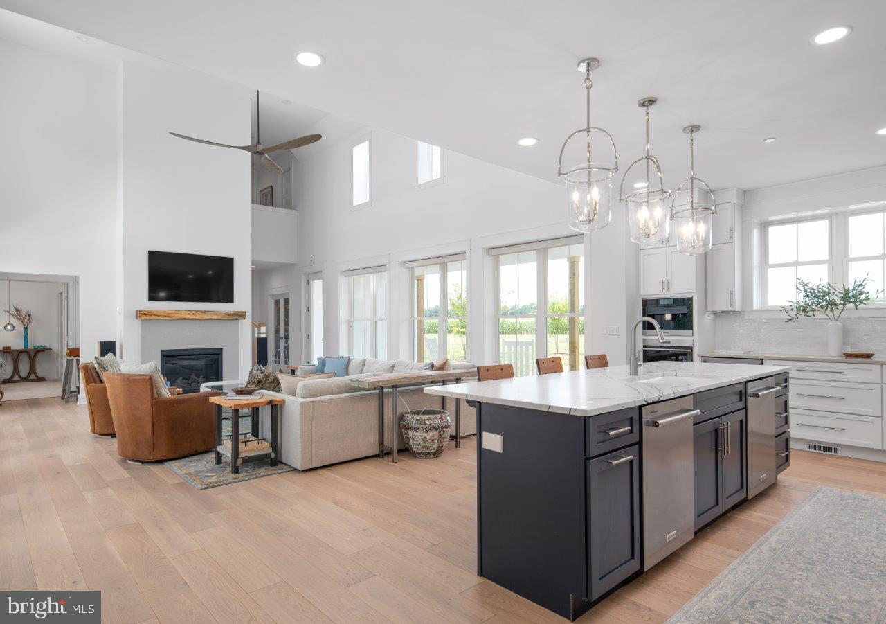 EASTON - Residential