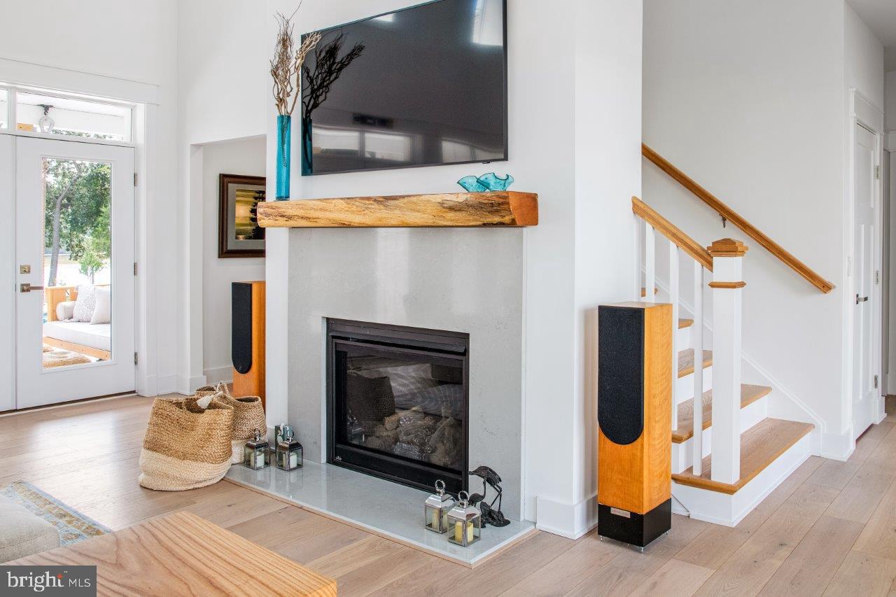 EASTON - Residential