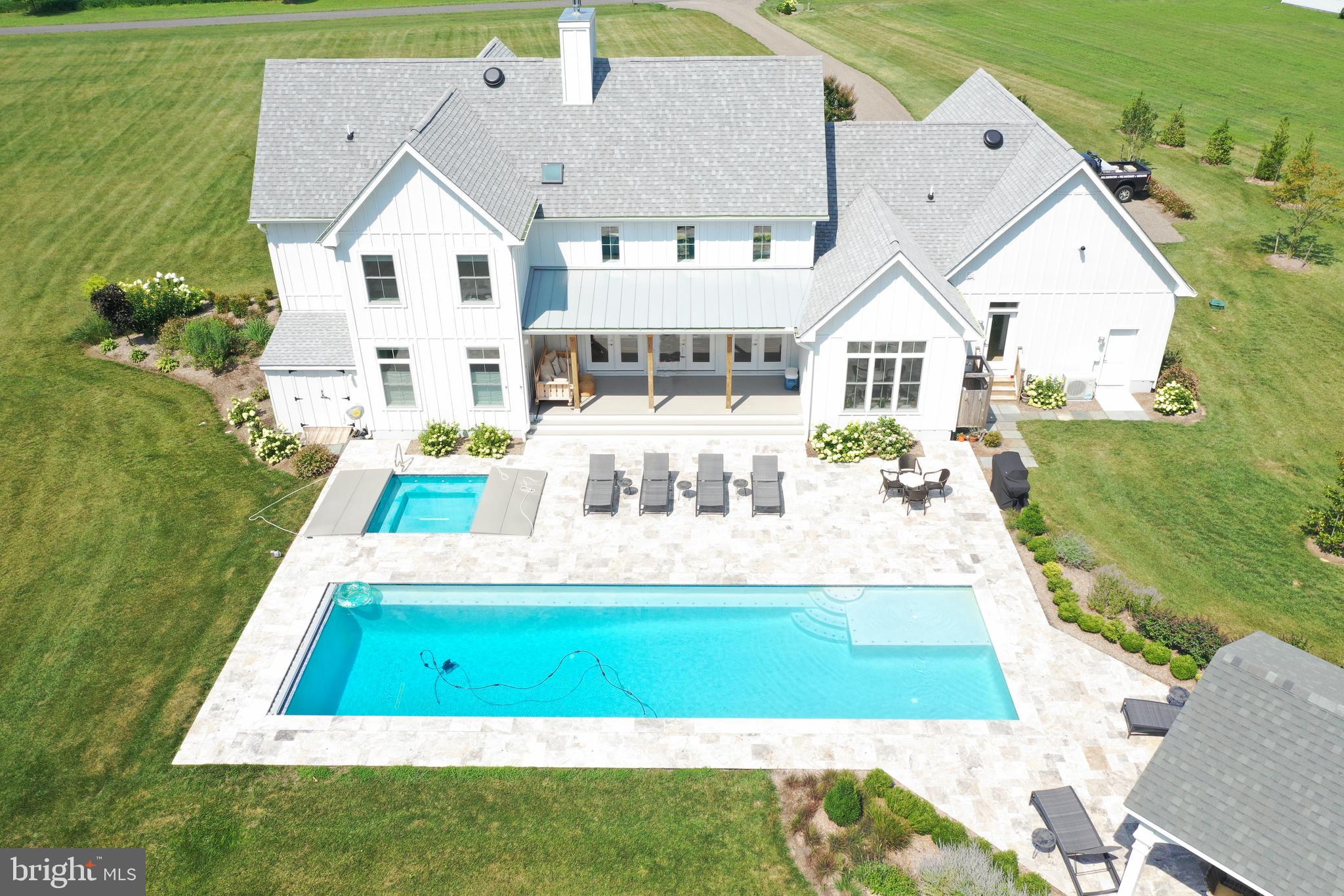 EASTON - Residential