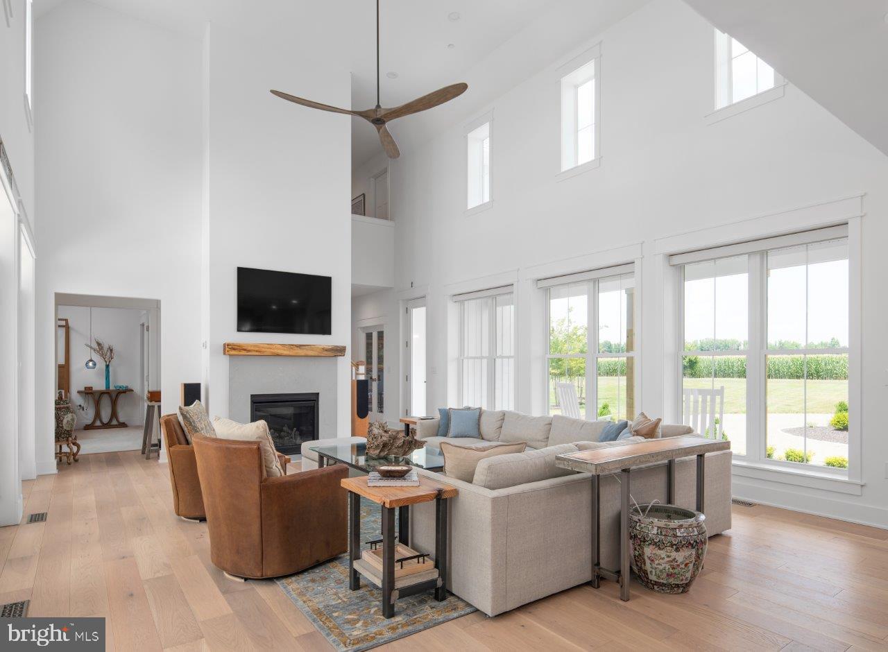 EASTON - Residential