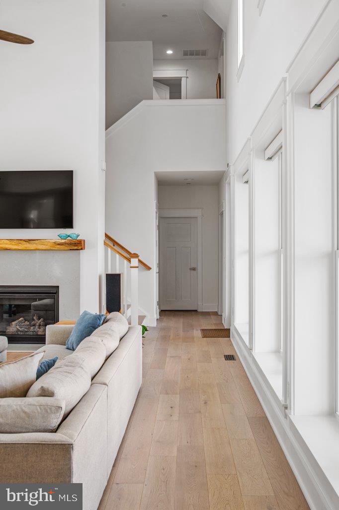 EASTON - Residential