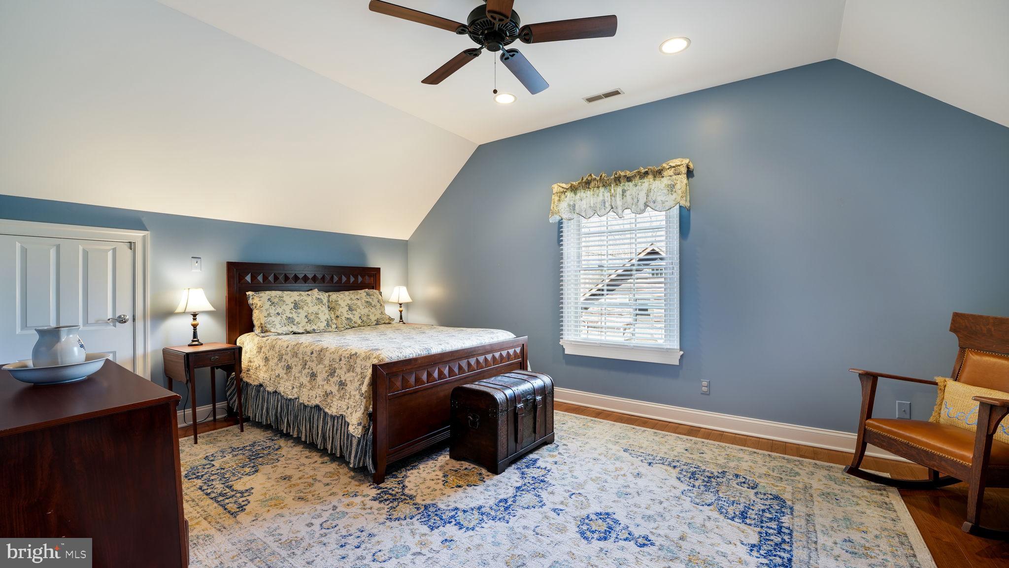 DOYLESTOWN BORO - Residential