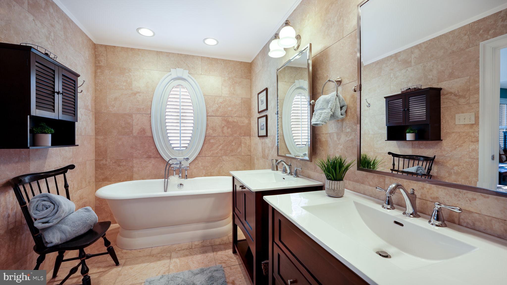 DOYLESTOWN BORO - Residential