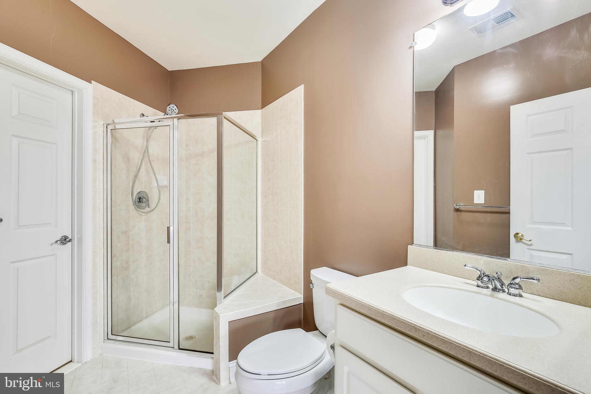KING FARM IRVINGTON - Residential Lease