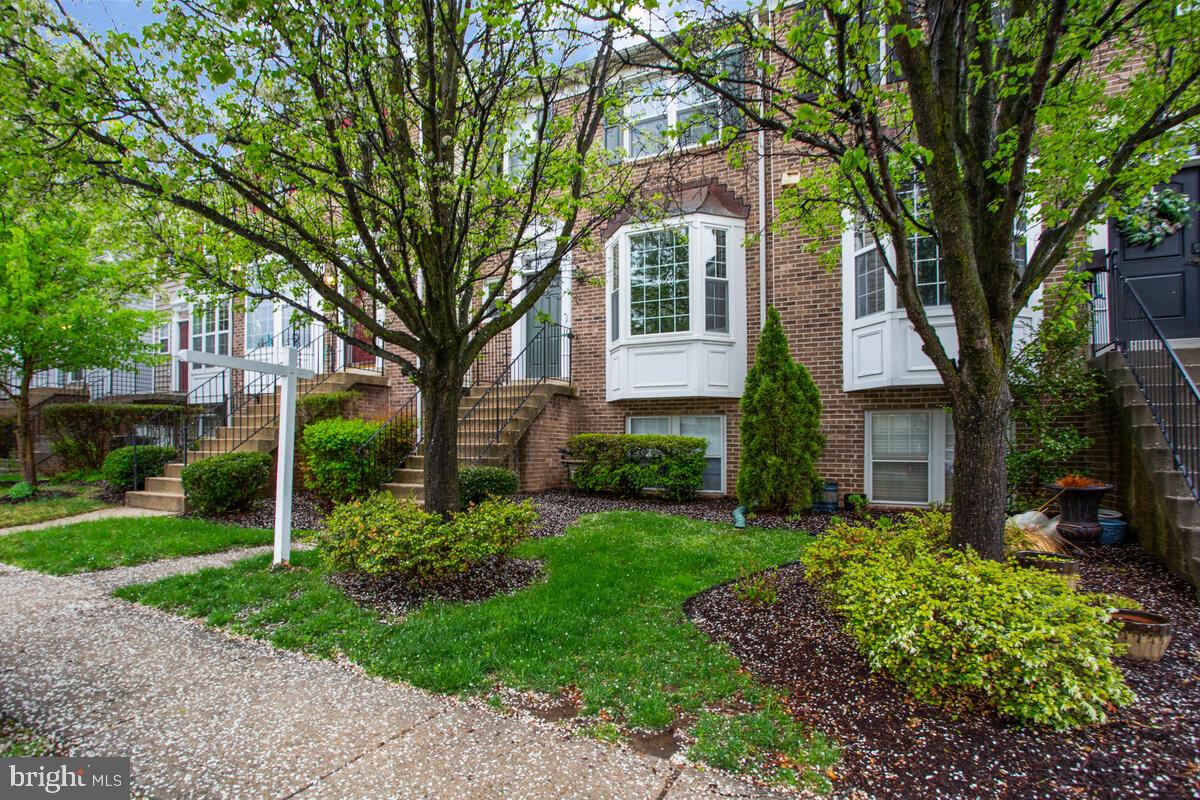 WELLFLEET MEWS - Residential