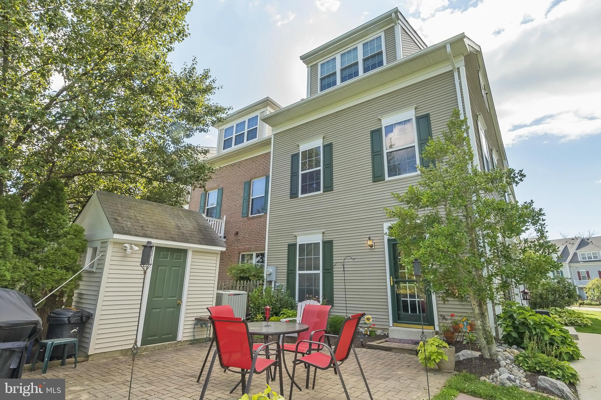 A must see. Trendy End Unit Townhome in the Heart of Sought After Piney Orchard. New Roof, New Windows! Hard Woods, Corian Counter, SS Appliances, Gas Fireplace, Open Floor Plan with very Spacious 3rd Floor Master Suite.