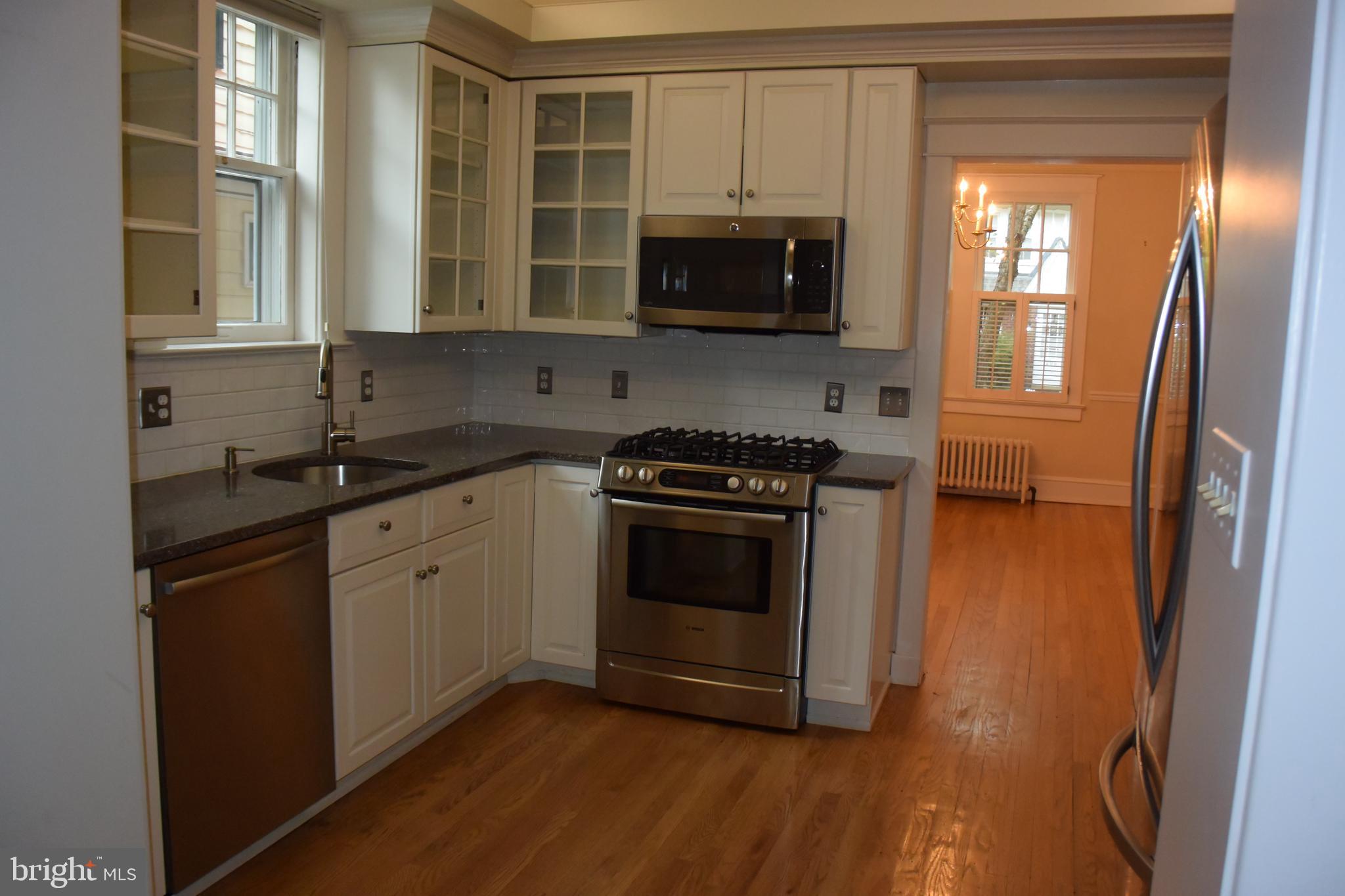 ROSEMONT - Residential Lease