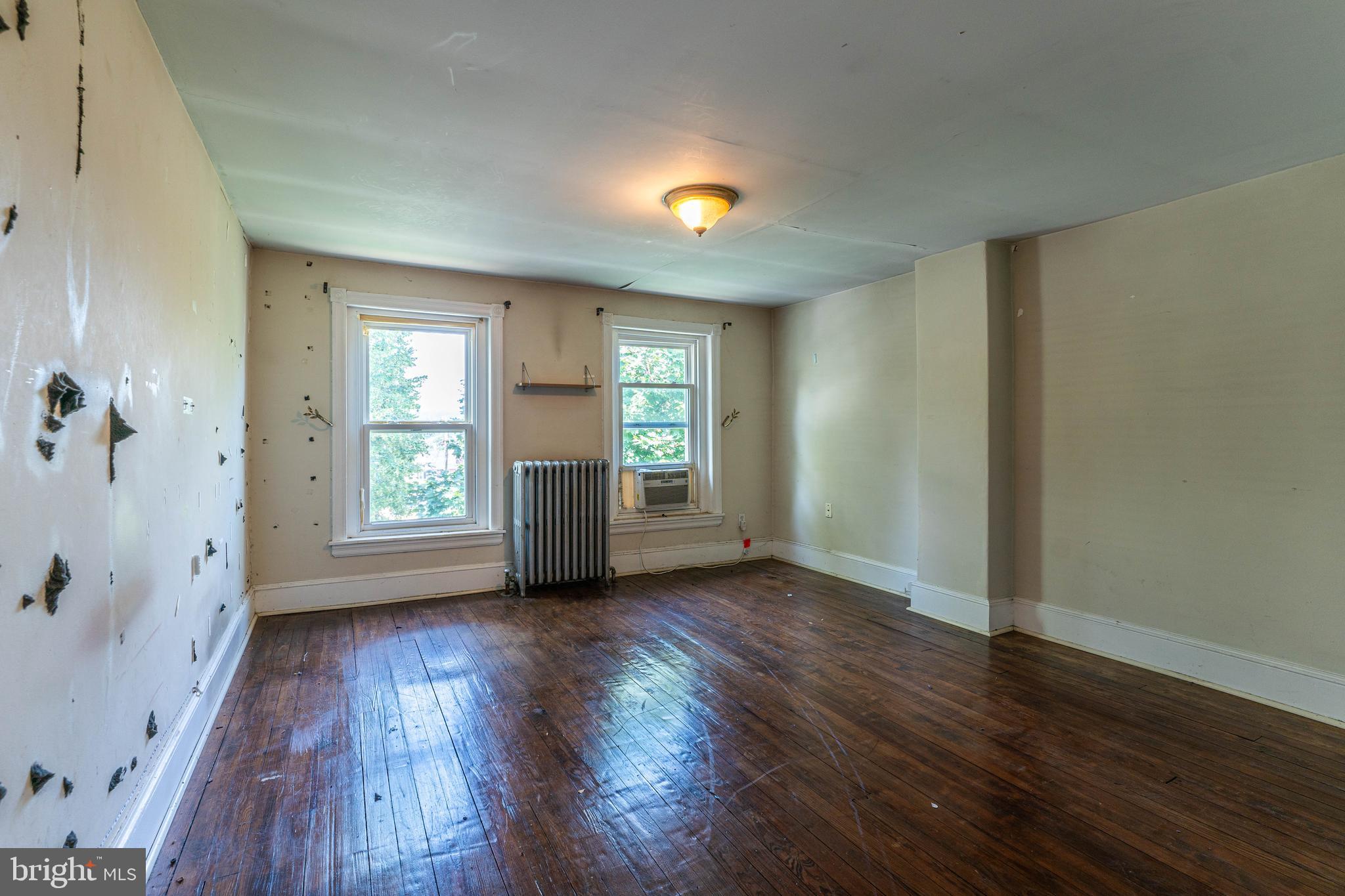 CONSHOHOCKEN - Residential