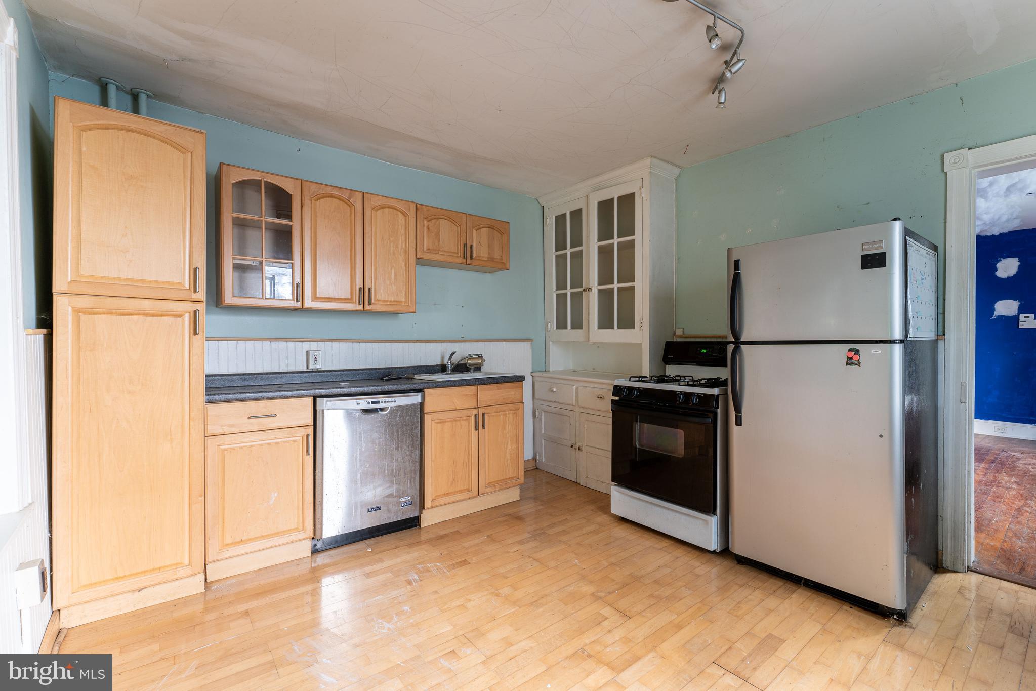 CONSHOHOCKEN - Residential