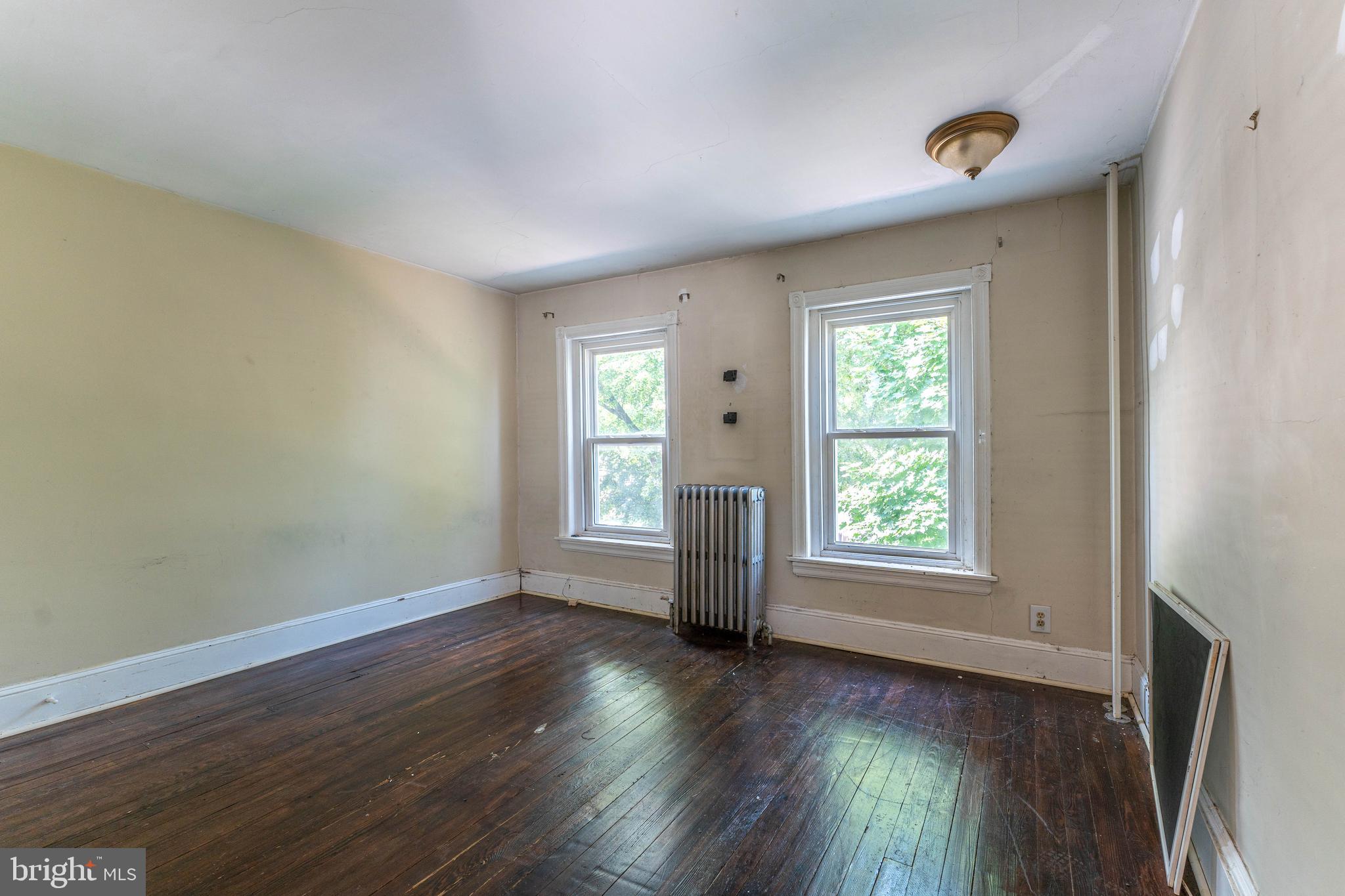CONSHOHOCKEN - Residential
