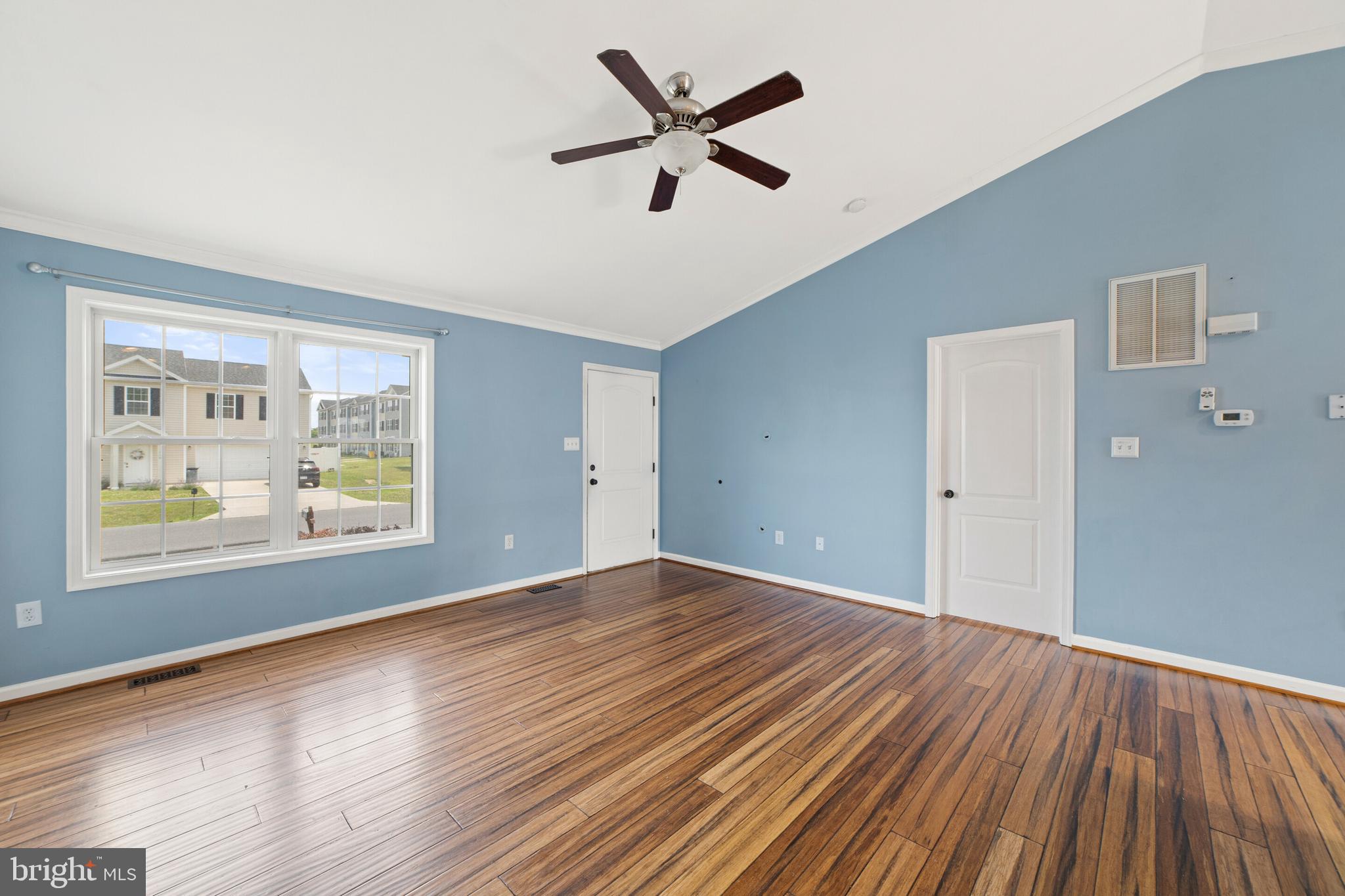 INWOOD VILLAGE - Residential