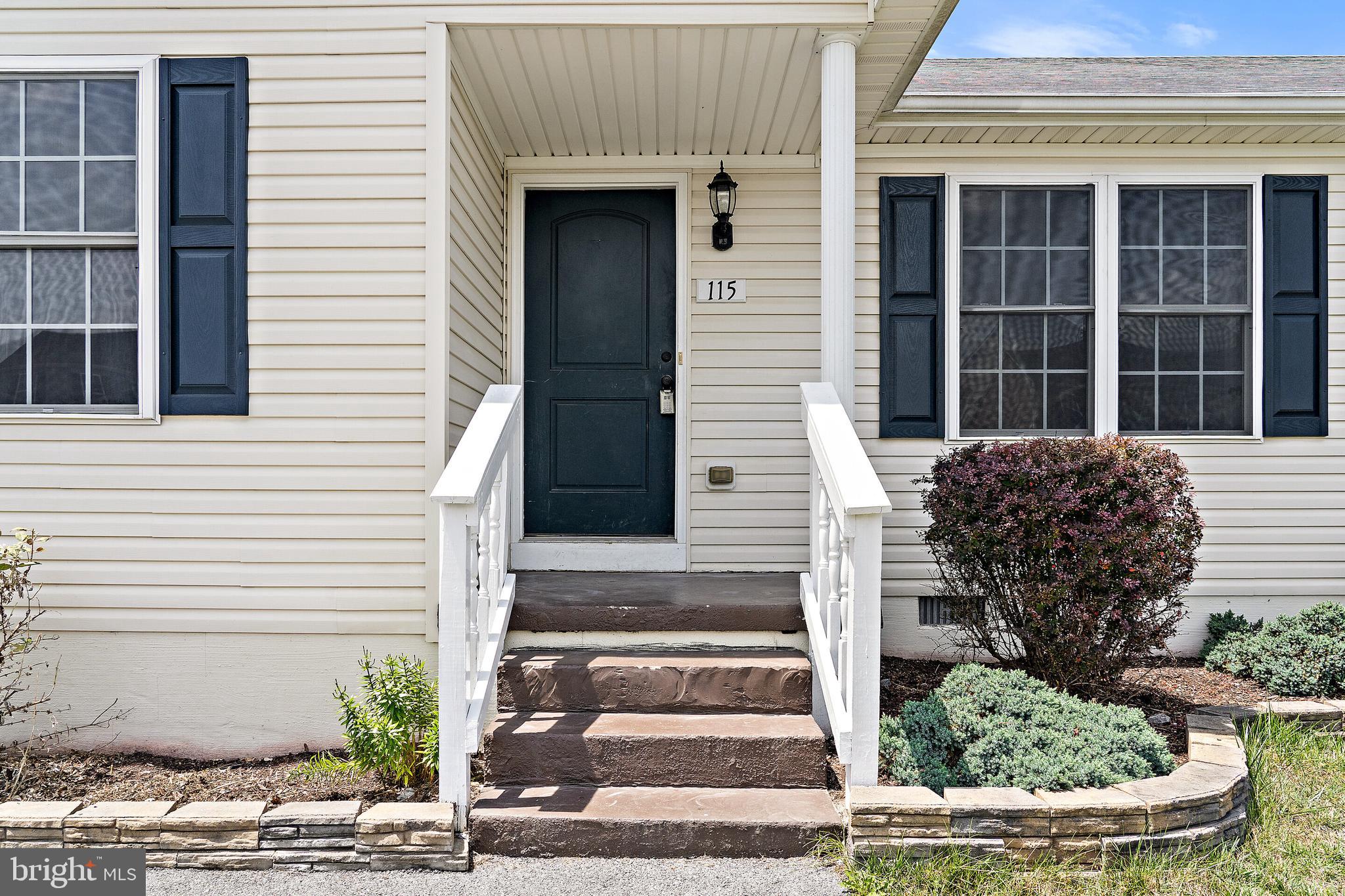 INWOOD VILLAGE - Residential