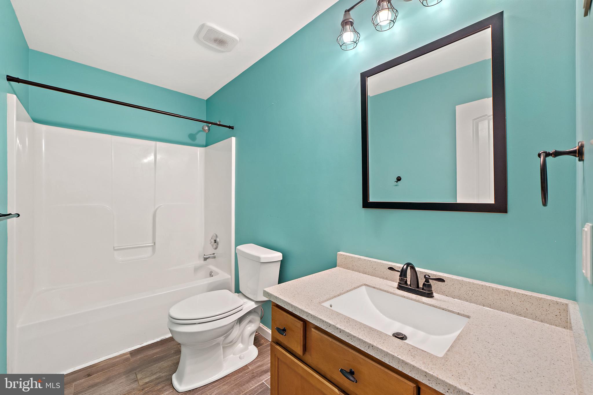 INWOOD VILLAGE - Residential