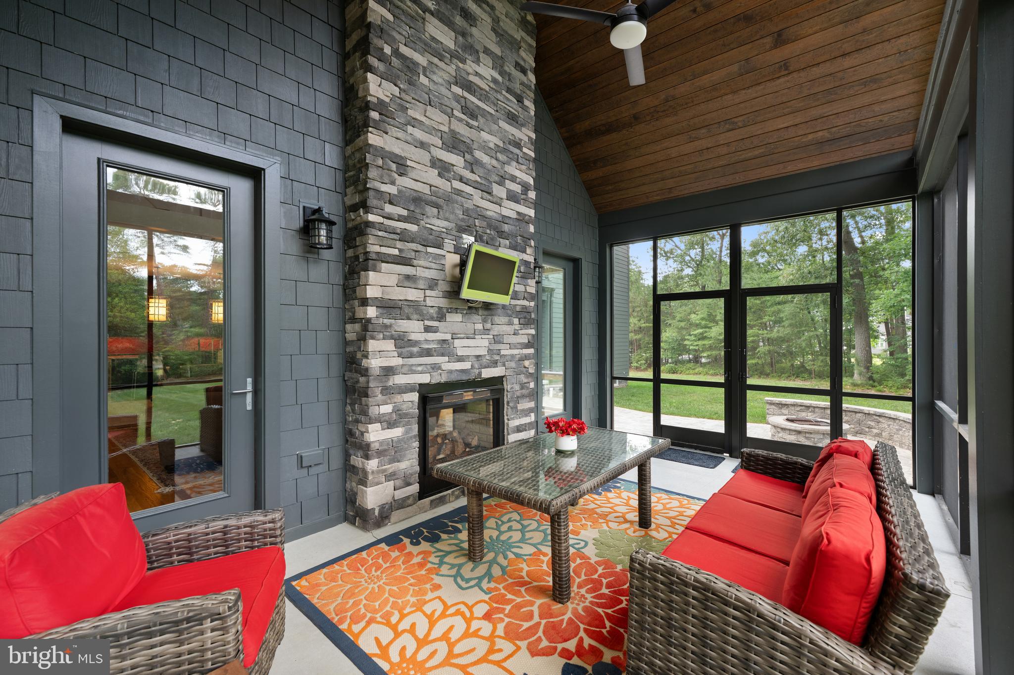 REDDENWOOD - Residential